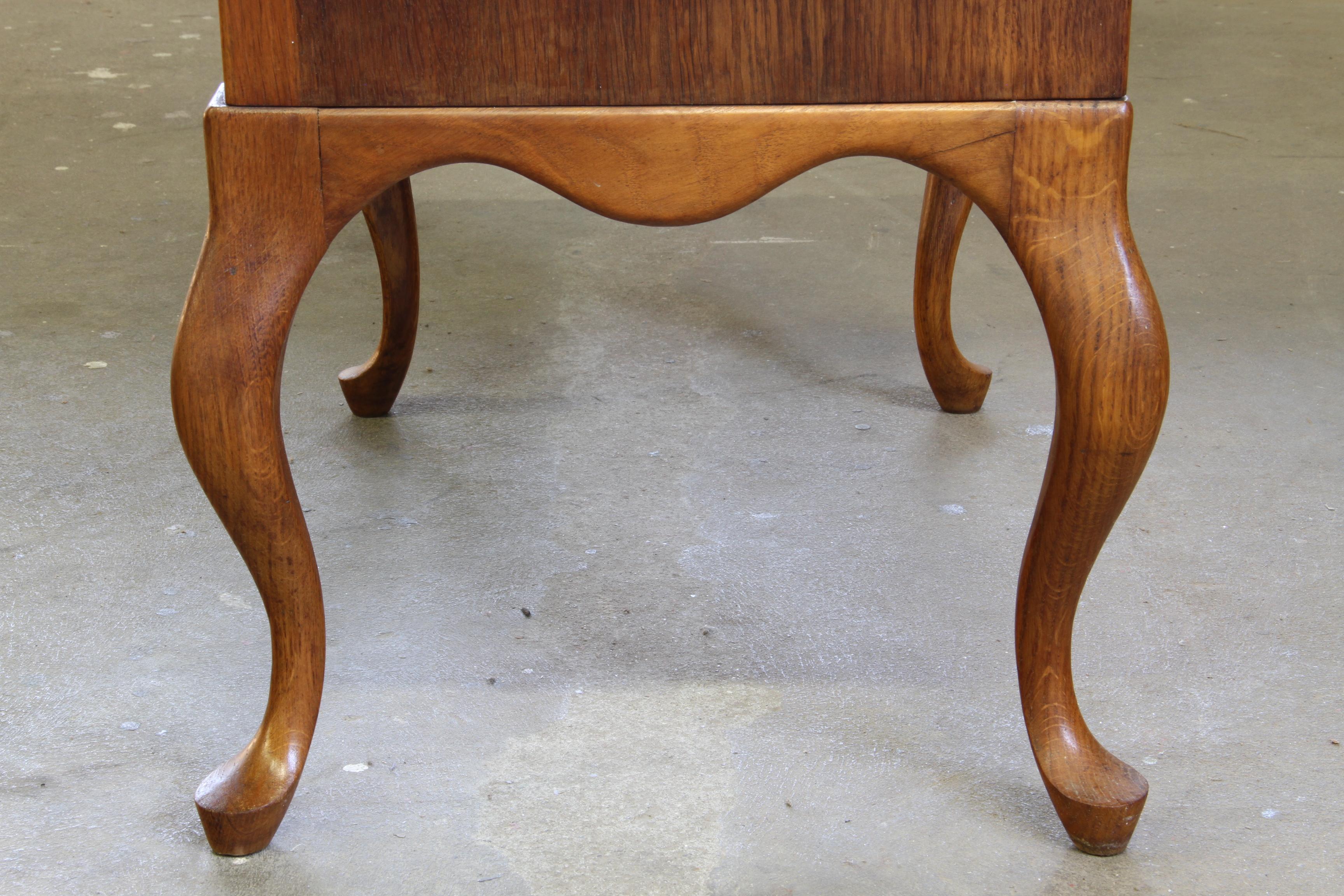 Vintage Danish 1967 4 Schubladen Kommode in Eiche (Mitte des 20. Jahrhunderts) im Angebot