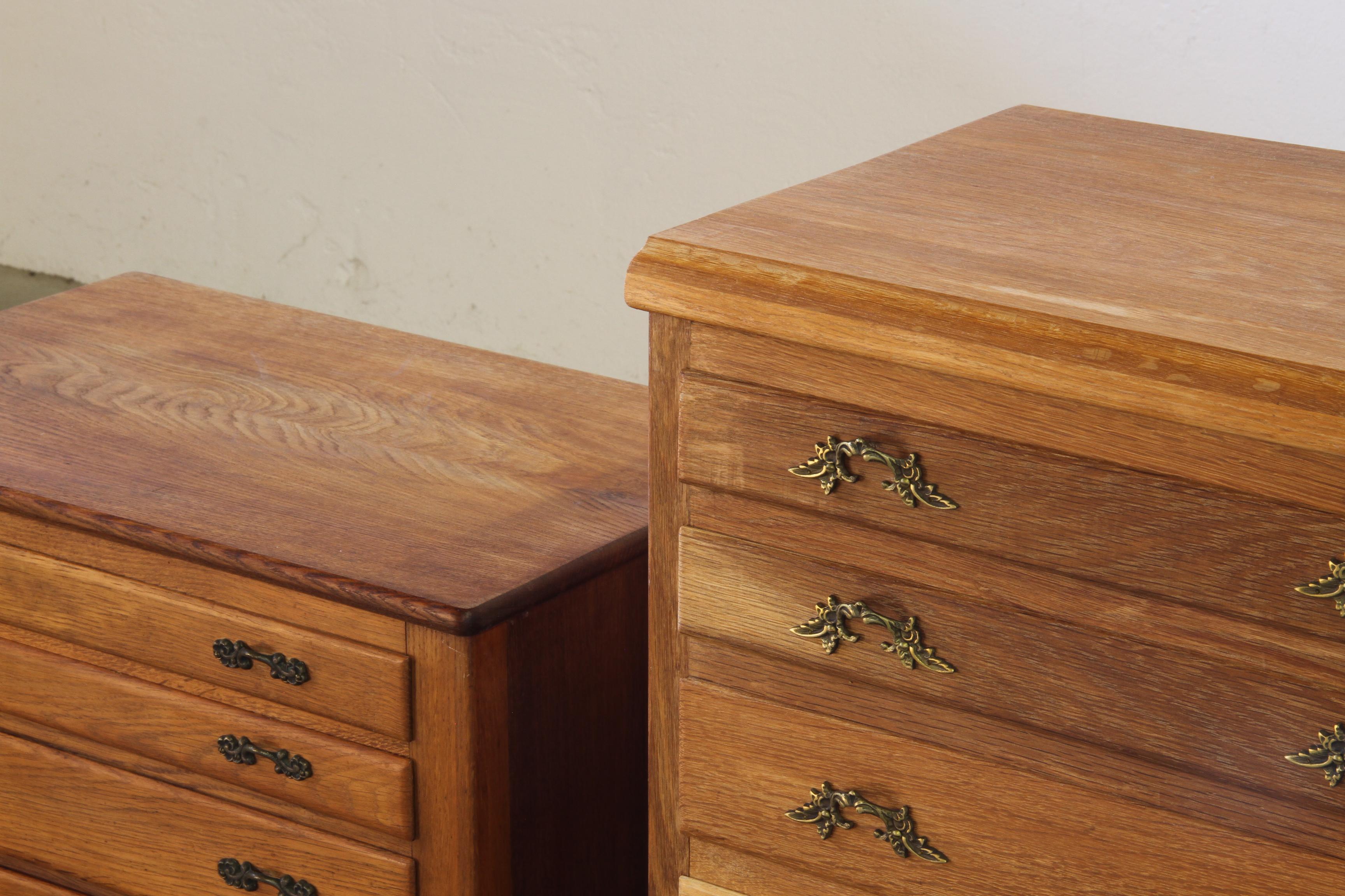 Vintage Danish 1967 Highboy 6 Drawer Dresser in Oak For Sale 11