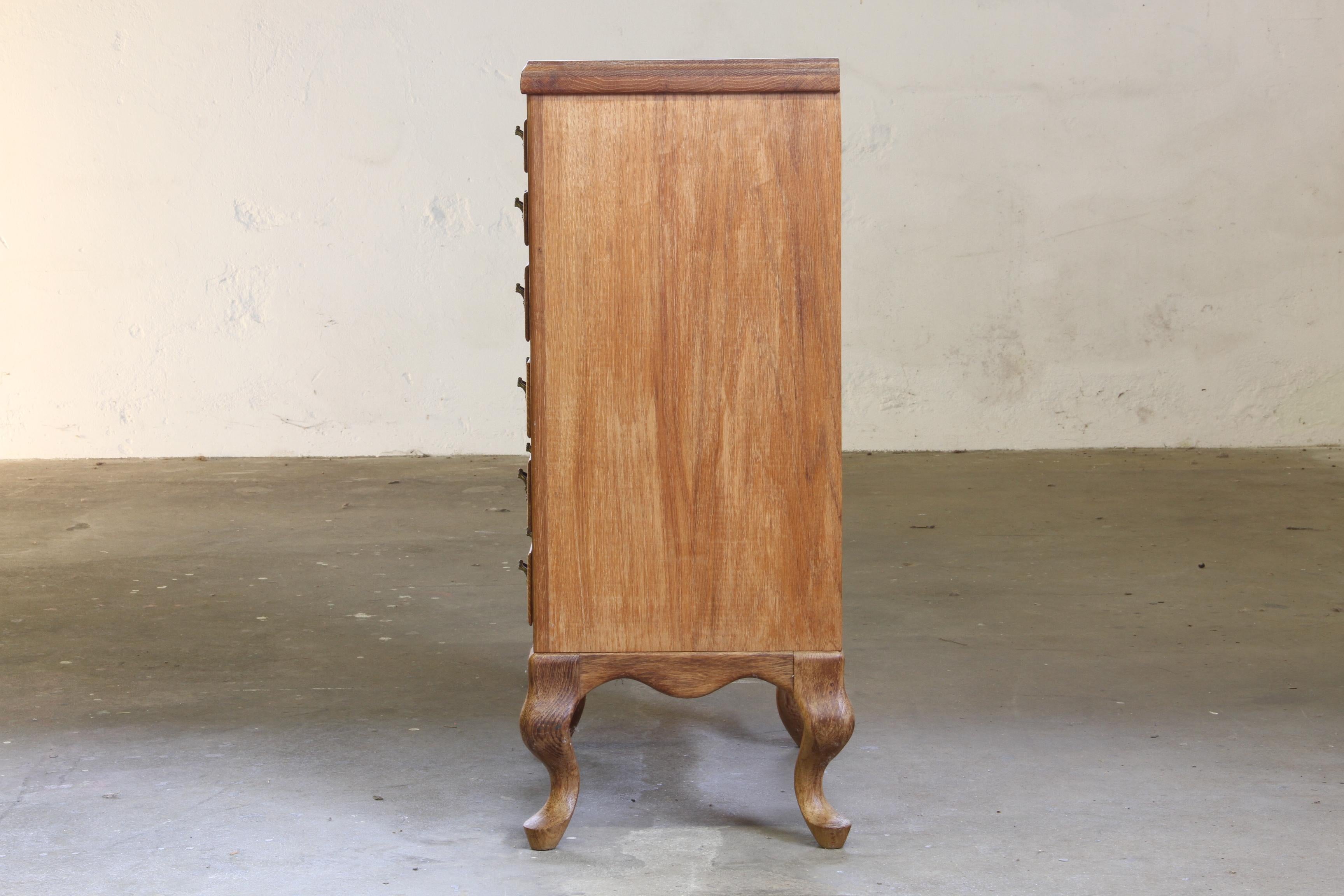 Mid-Century Modern Vintage Danish 1967 Highboy 6 Drawer Dresser in Oak For Sale