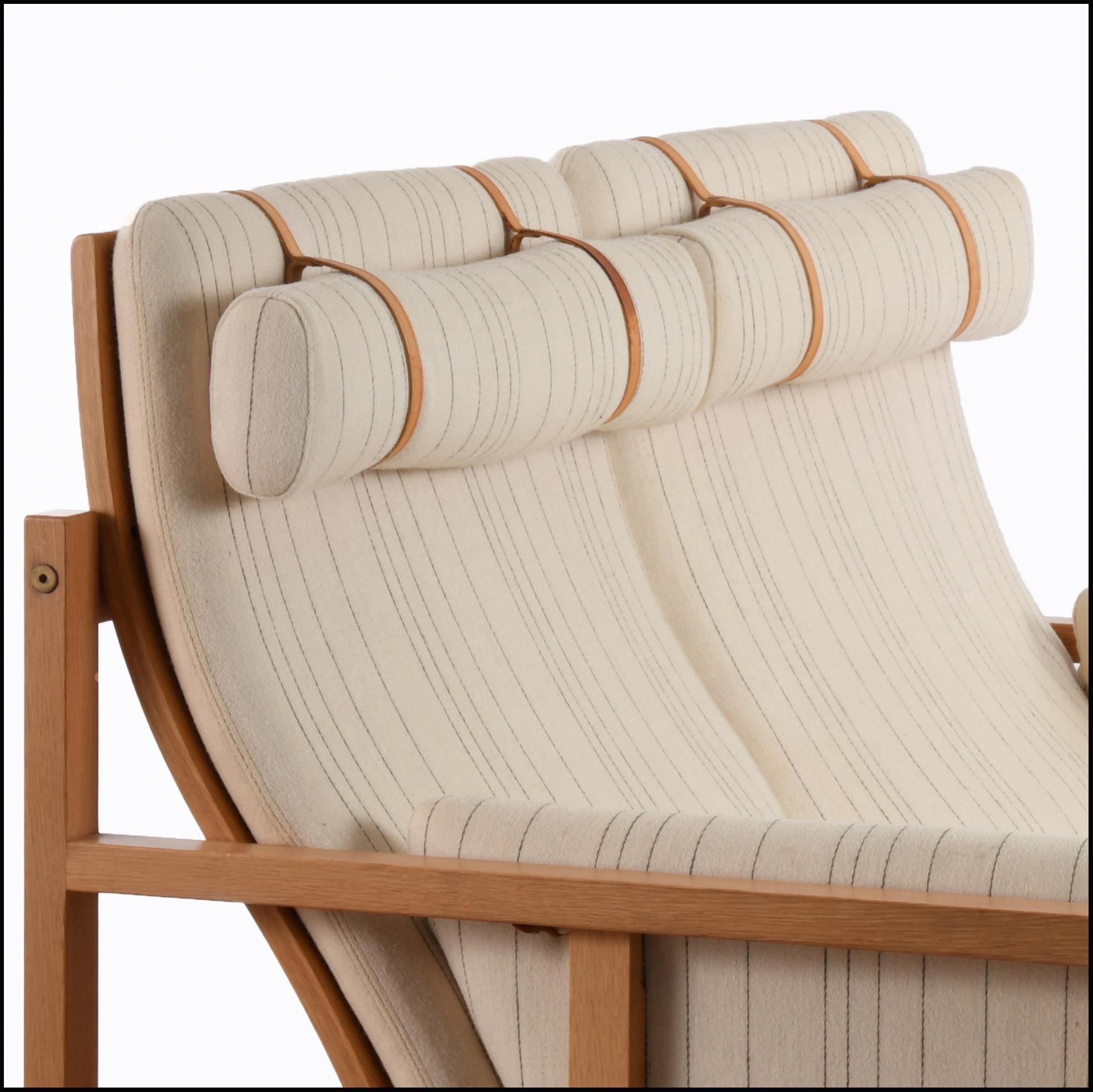 20th Century Vintage Danish 2 Seat Sofa Designed by Børge Mogensen Solid Oak and Textile
