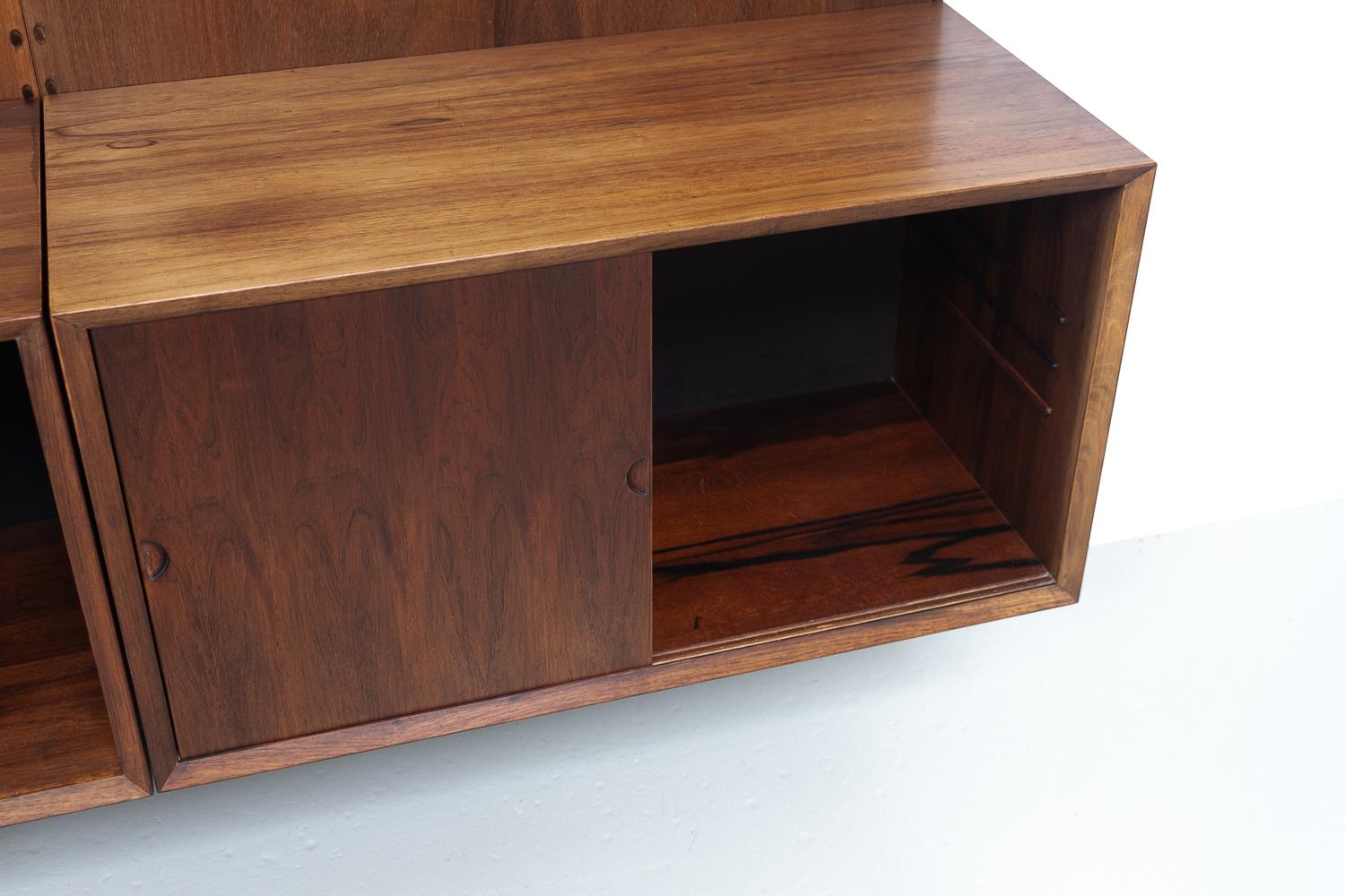 Mid-20th Century Vintage Danish 3-Bay Rosewood Modular Wall Unit by Poul Cadovius for Cado 1960s.