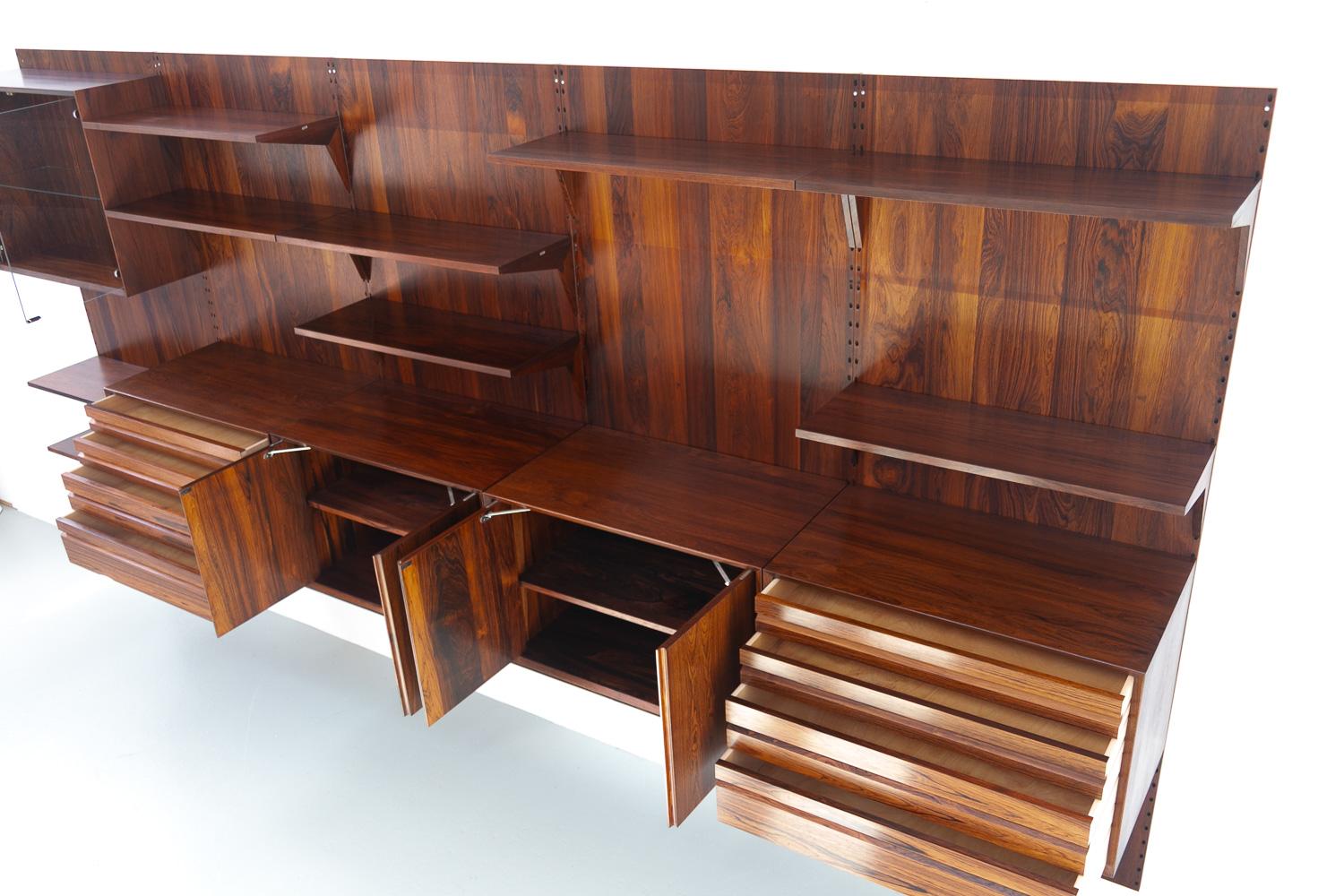 Mid-Century moderno Pensile danese d'epoca a 5 vani in palissandro di Poul Cadovius per Cado 1960. in vendita