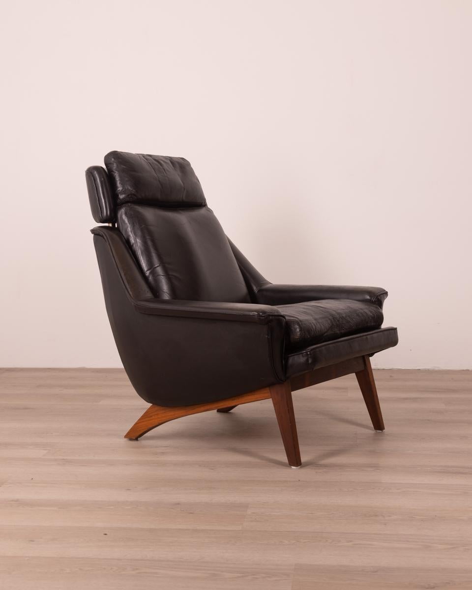 Italian Vintage Danish 60's Black Leather Armchair Design Illum Illum Wikkelsø