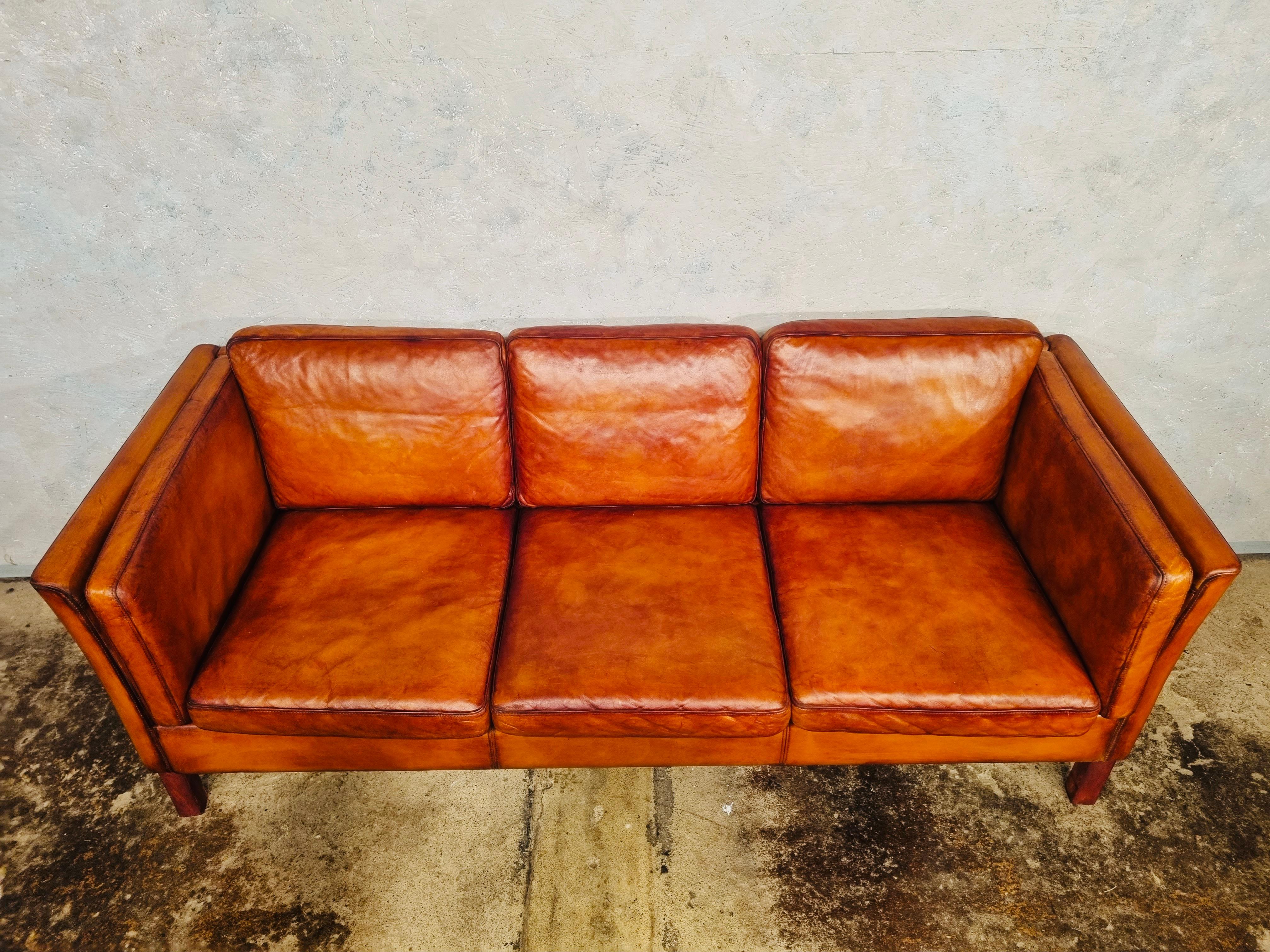 vintage couch 70s