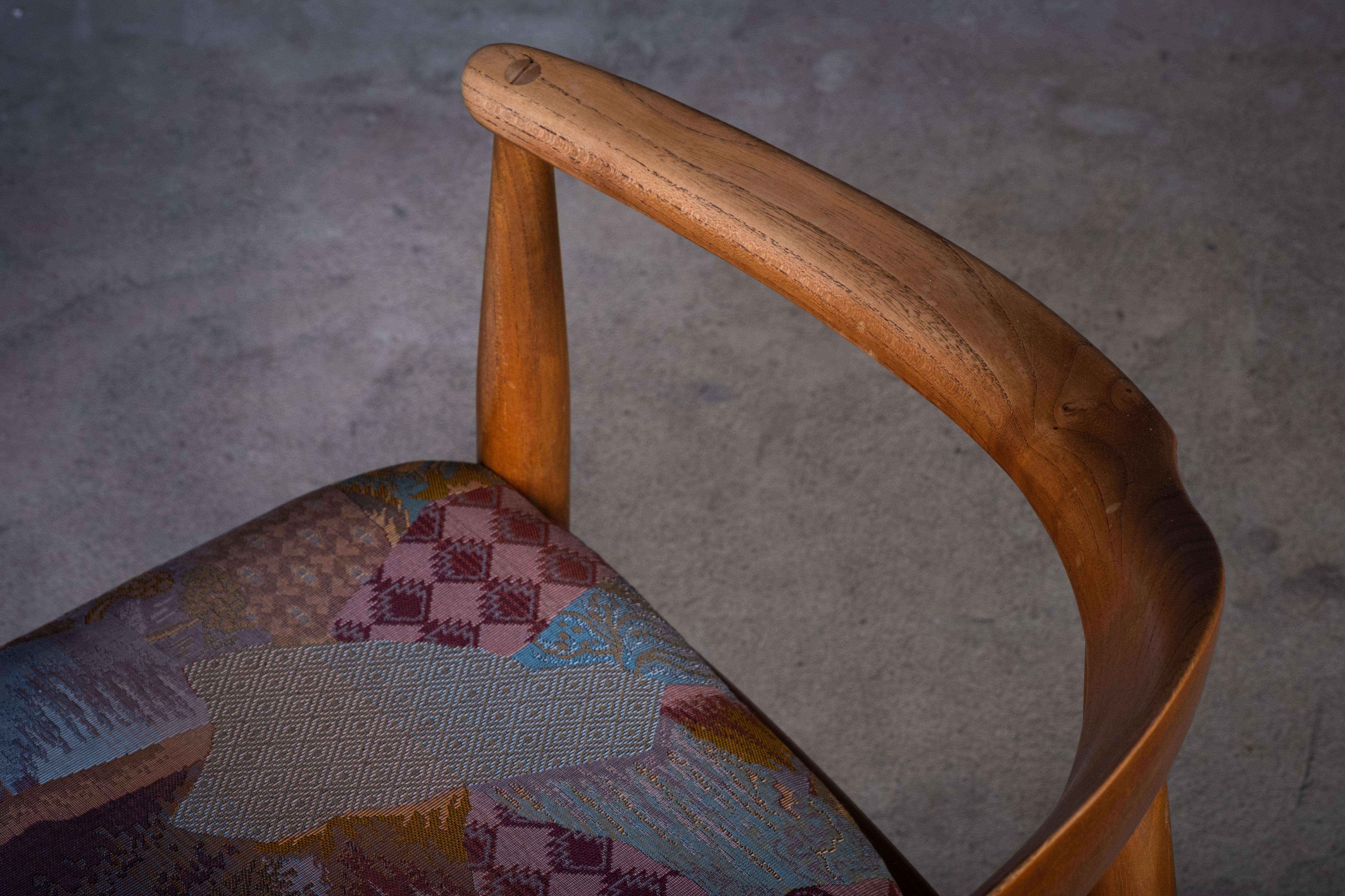 Vintage Danish Armchair by Illum Wikkelsø for Niels Eilersen, 1960s For Sale 1
