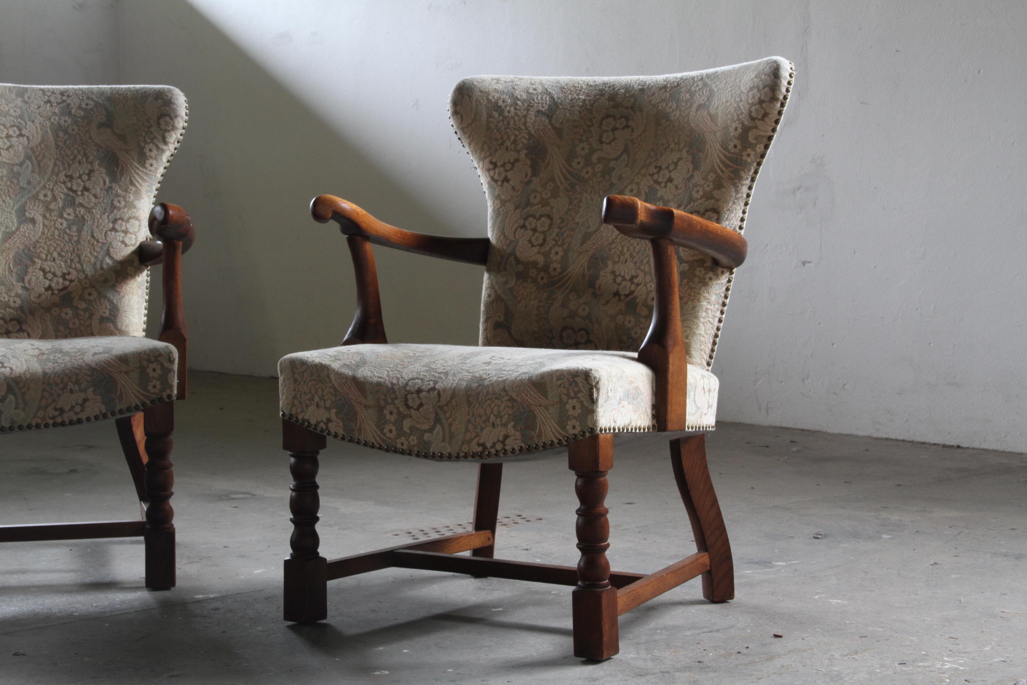 Vintage Danish Art Deco Pair of Armchairs in Massiv Eiche - 1940s (Dänisch) im Angebot