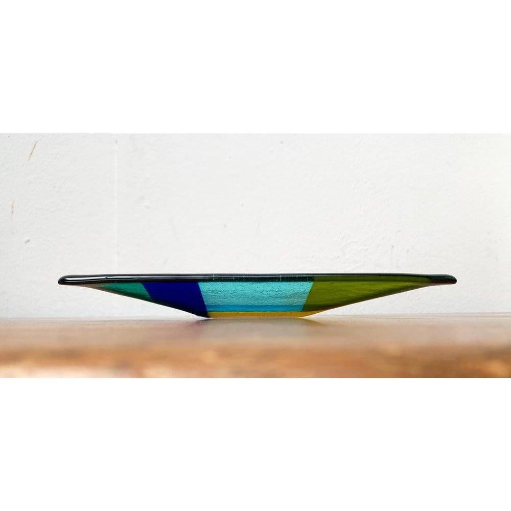 Vintage Danish Art Glass Bowl from Greve Glaskunst, 1980s, in Very Good conditions. Designed 1980 to 1989 This piece has an attribution mark.

Additional information:
Materials: Glass
Styles: Postmodern
Country of Origin: Denmark
Item Type: Vintage,
