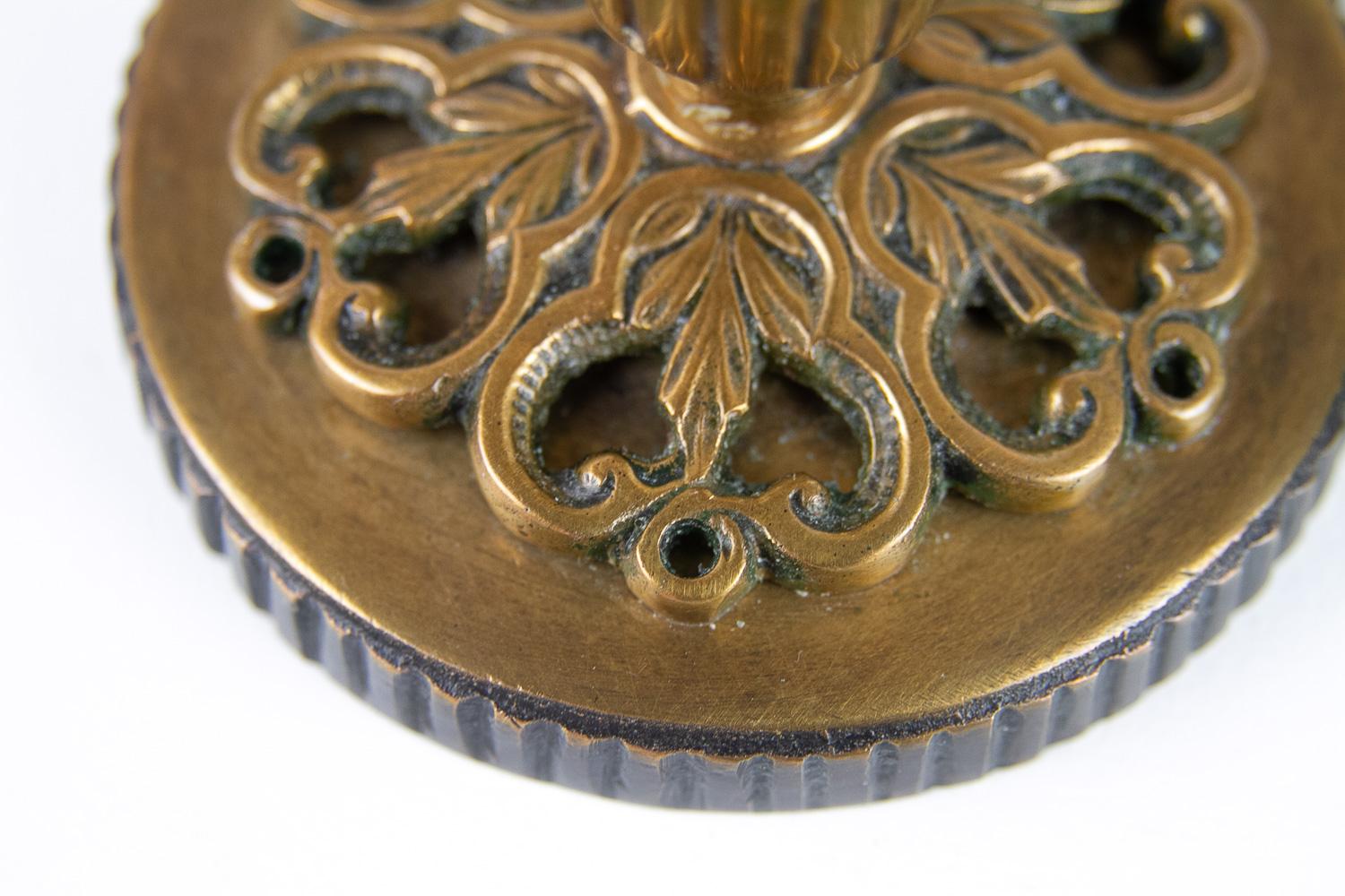 Dänische Vintage-Kerzenhalter aus Bronze im Art nouveau-Stil, 1930er Jahre. Satz von 2.  im Angebot 1
