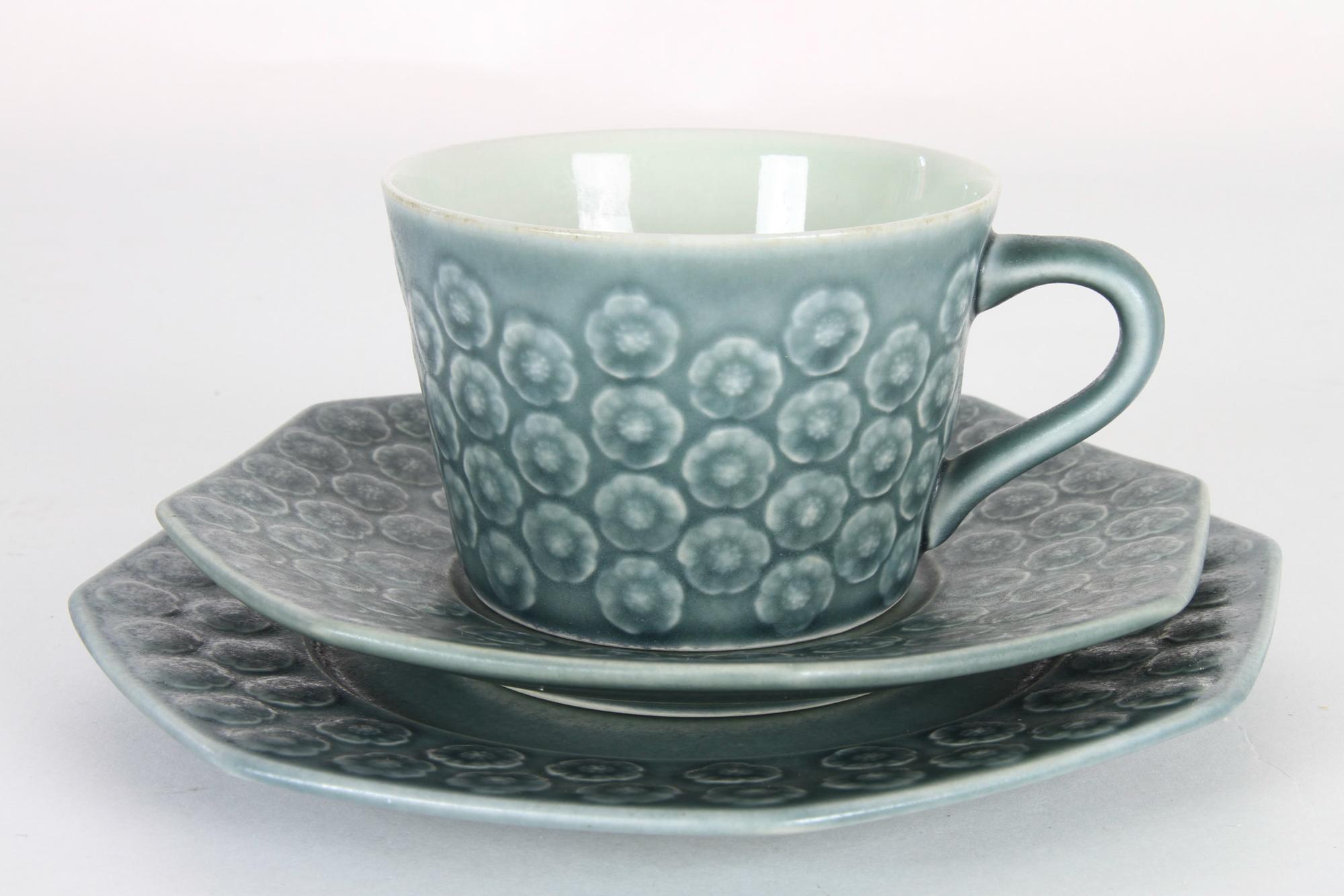 Vintage Danish Azur Coffee/Tea Service Trio by Jens H. Quistgaard for Kronjyden In Good Condition In Asaa, DK