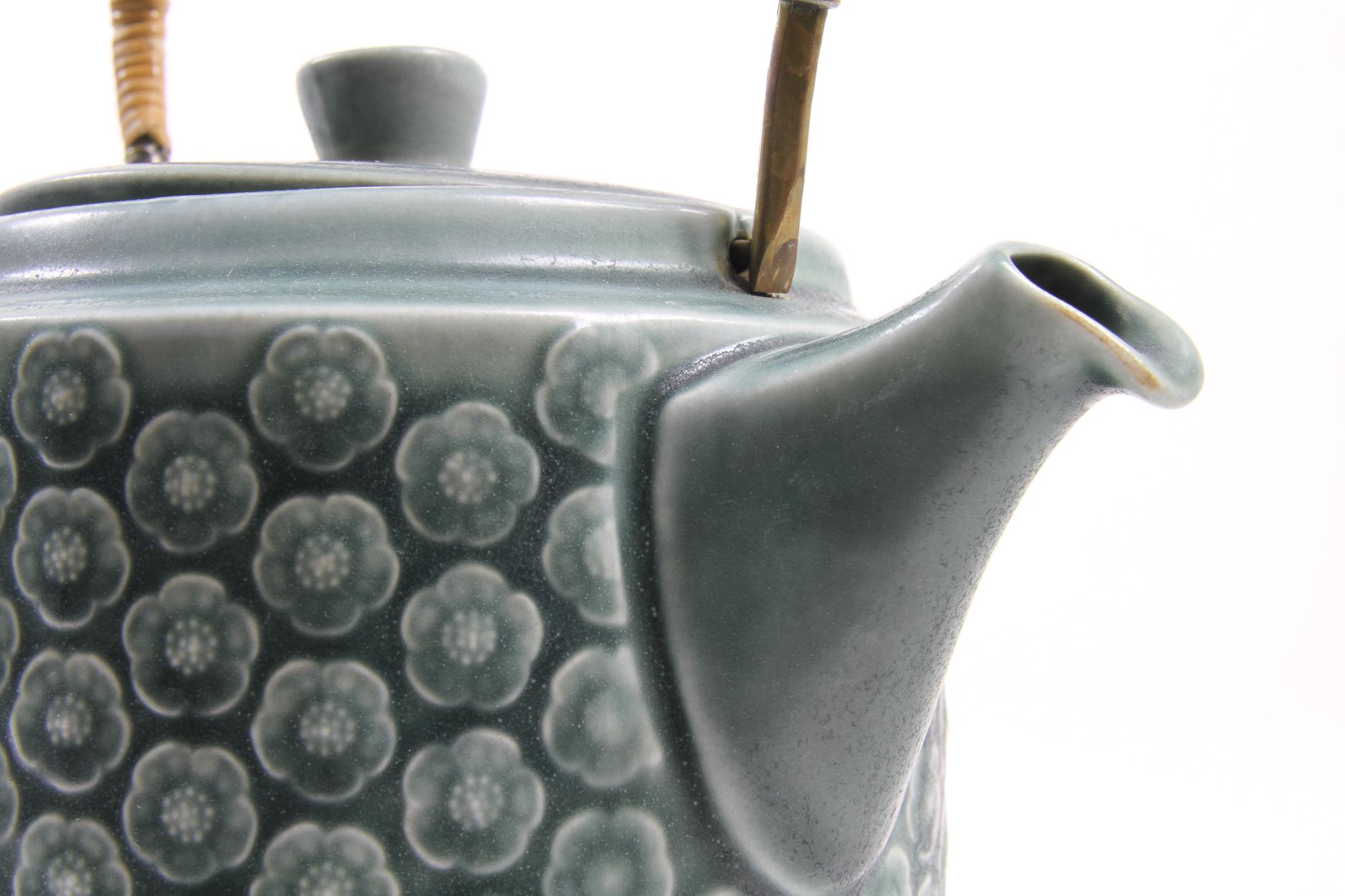 Vintage Danish Azur Stoneware Teapot by Jens H. Quistgaard for Kronjyden, 1960s For Sale 3