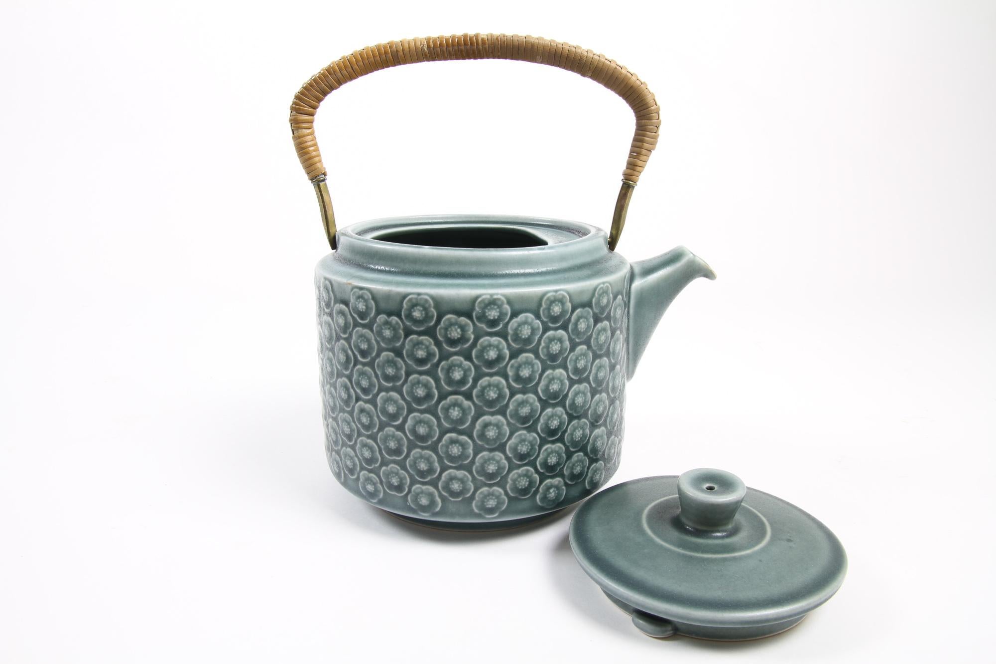 Vintage Danish Azur Stoneware Teapot by Jens H. Quistgaard for Kronjyden, 1960s In Good Condition For Sale In Asaa, DK