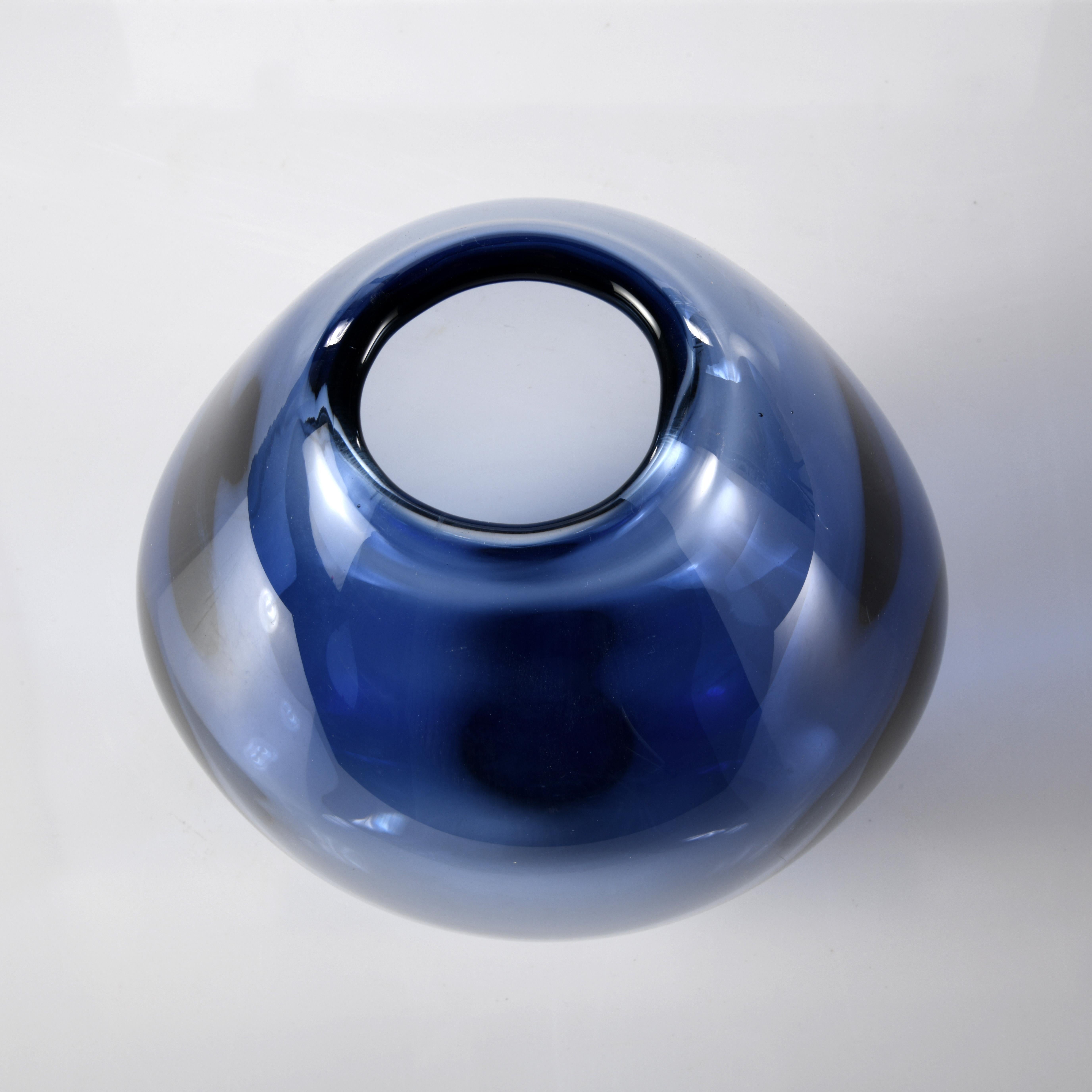 Vintage Danish Blue Glass Drop Vase by Per Lutken for Holmegaard For Sale 4