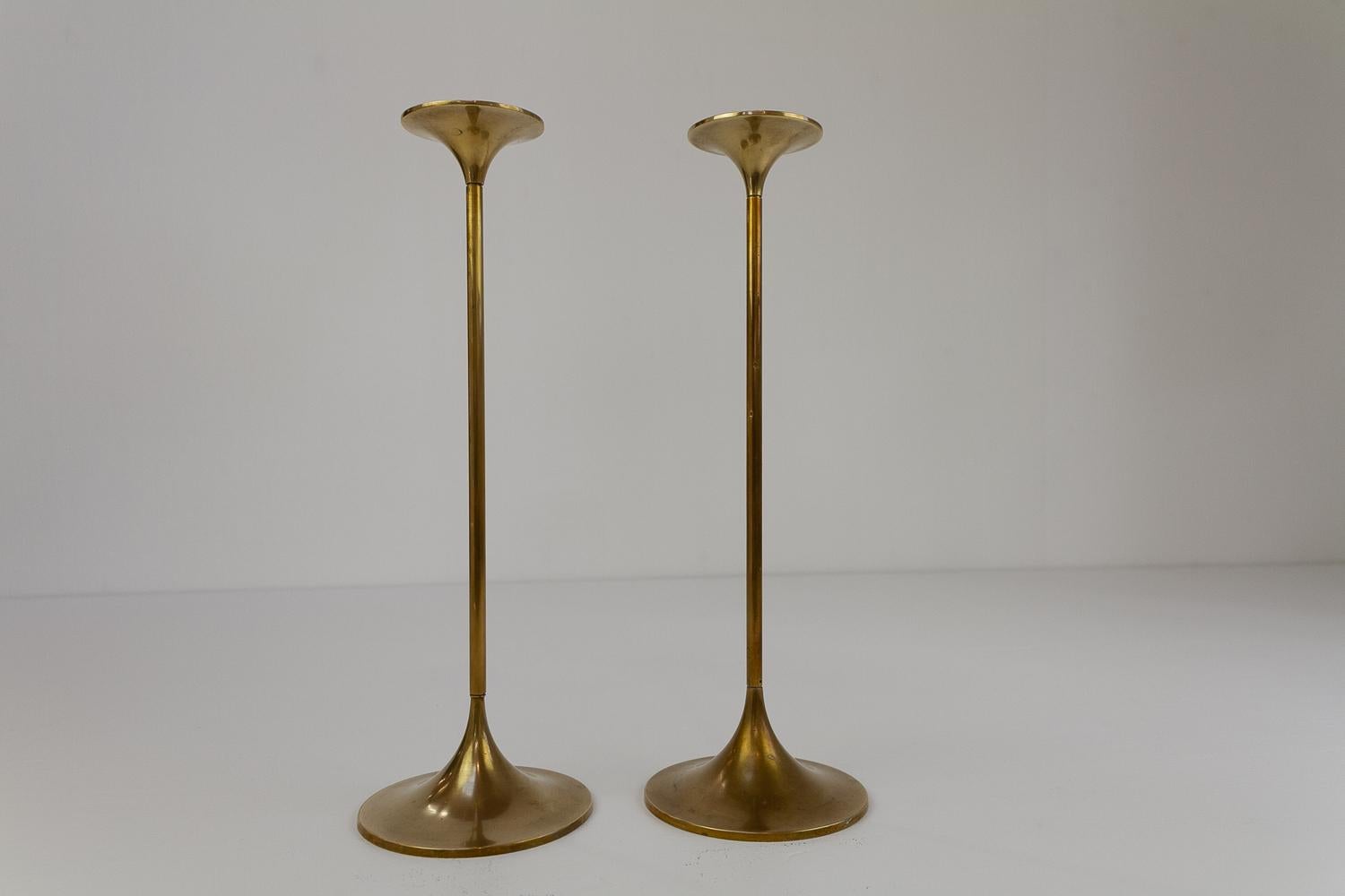 Vintage Danish Brass Candlesticks by Torben Ørskov 1960s. Set of 2.
Danish Mid-Century Modern pair of beautifully patinated 