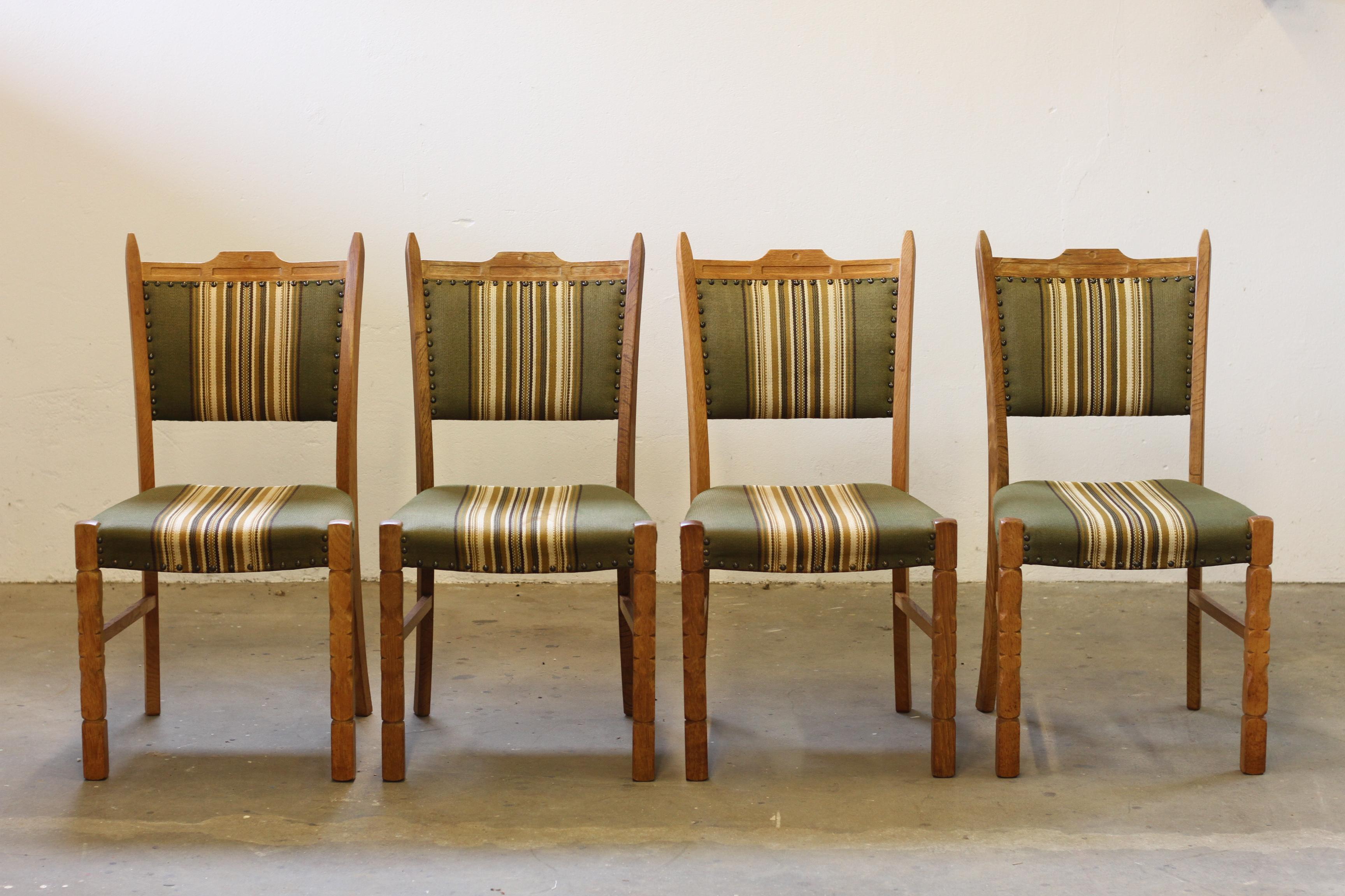 Vintage Danish Brutalisme Oak Dining Chairs, style of Henning Kjærnulf For Sale 2
