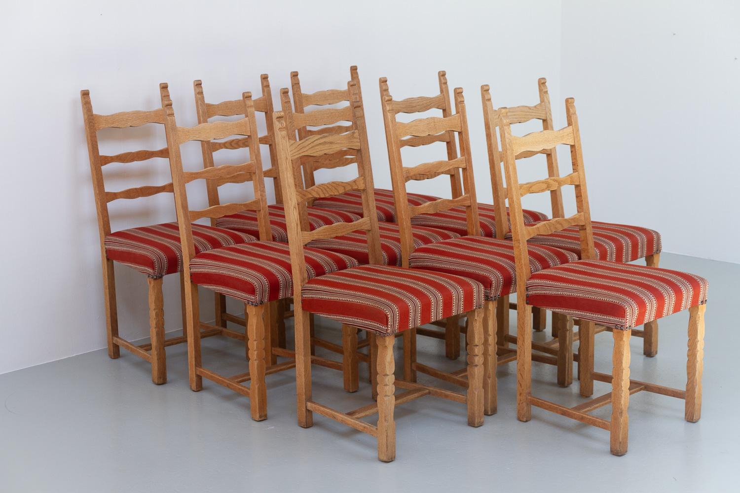 Brutalisme Chaises de salle à manger vintage danoises en chêne à dossier en échelle, années 1960. Ensemble de 4. en vente
