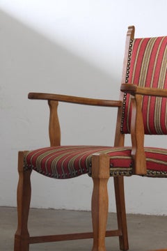 Vintage Danish Brutalist Oak Armchair im Stil von Henning Kjærnulf, 1960er Jahre