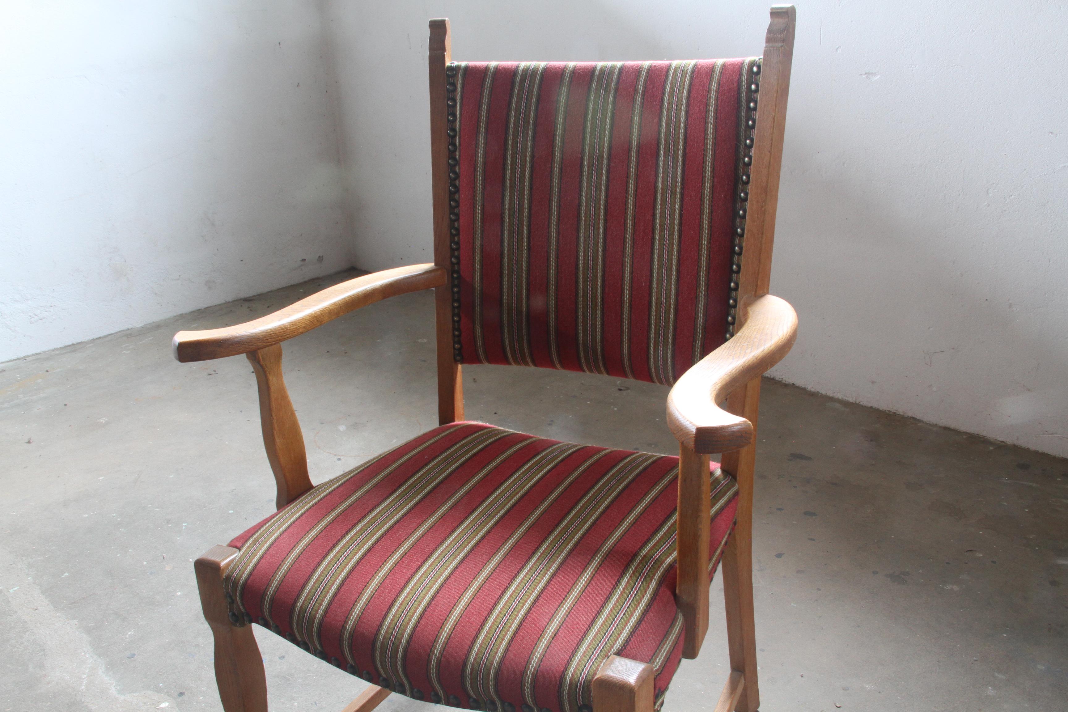 Poltrona danese brutalista d'epoca in Oak, stile Henning Kjærnulf, anni '60 in vendita 5