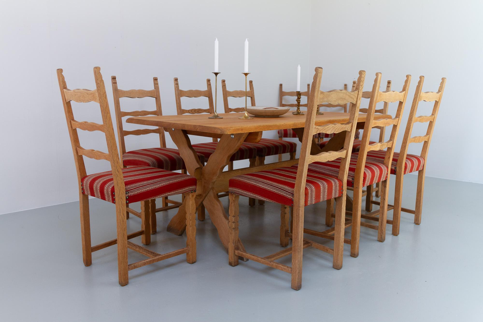 Vintage Danish Brutalist Oak Dining Table, 1960s. For Sale 15