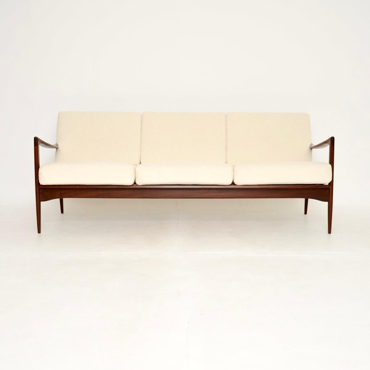 Mid-Century moderno Divano Candidate danese vintage di Ib Kofod-Larsen per OPE in vendita