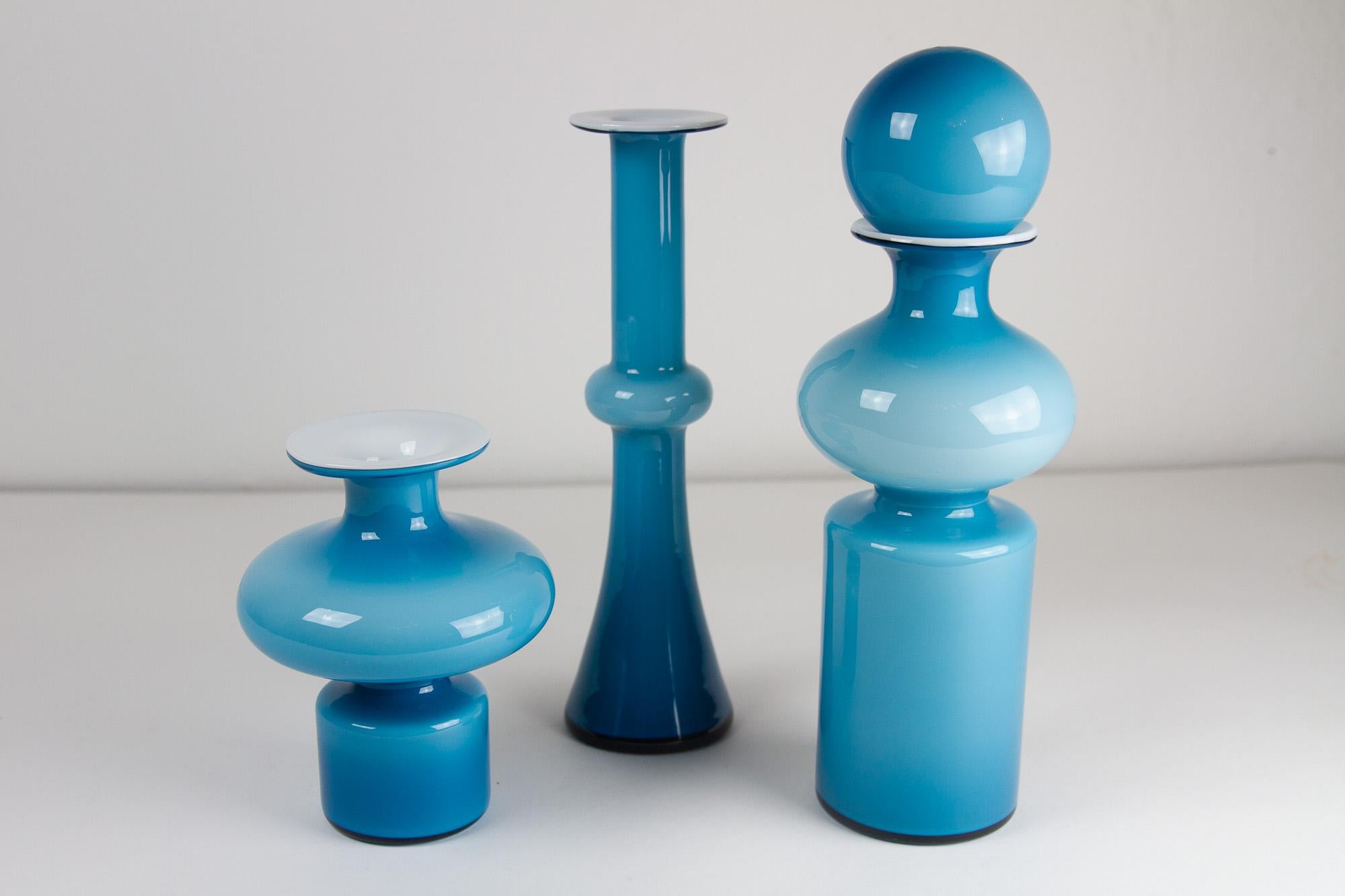 Vintage Danish Carnaby Vases by Per Lütken for Holmegaard 1960s, Set of 3 In Good Condition For Sale In Asaa, DK