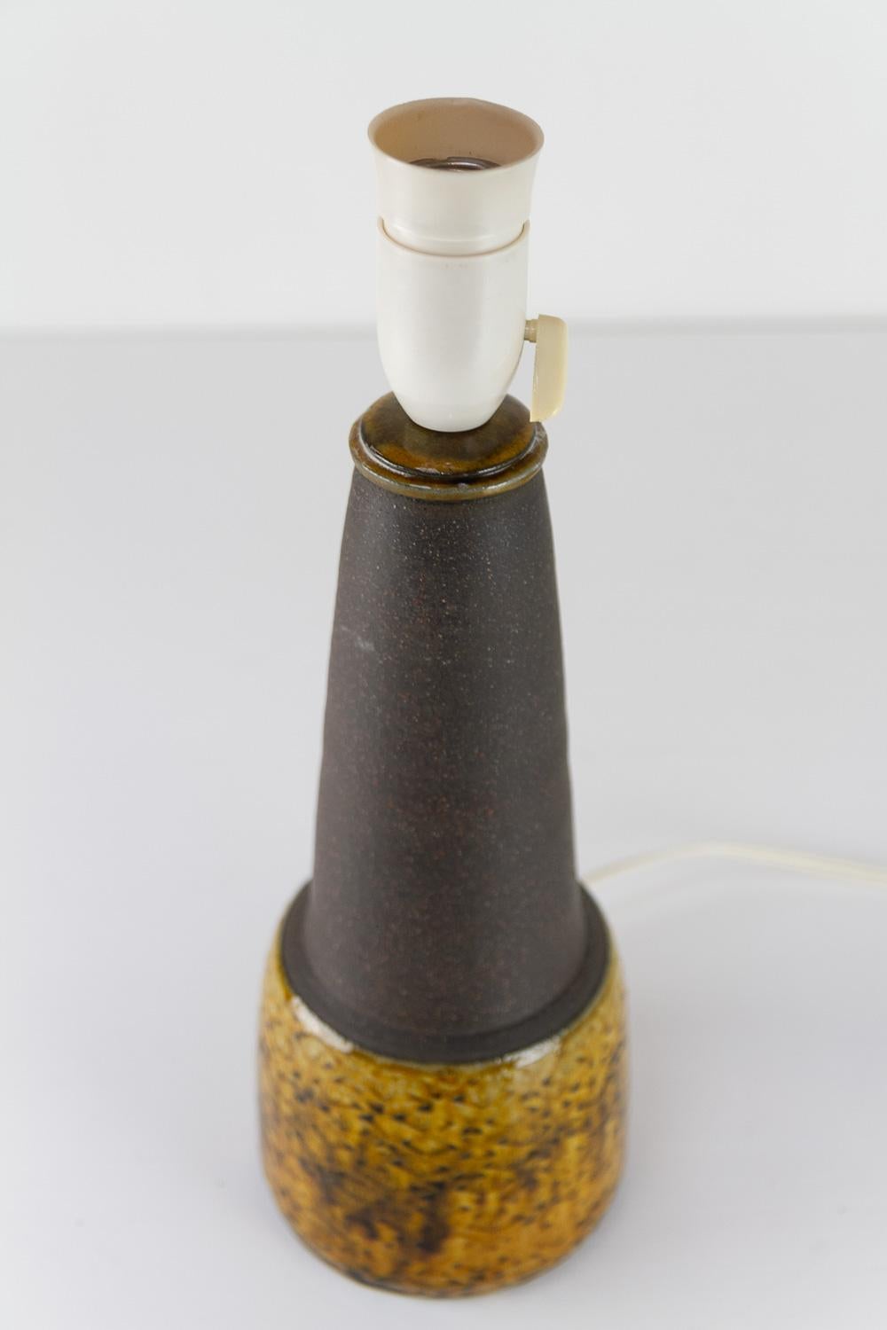 Danois Lampe de table vintage en céramique danoise par Nils Kähler, années 1960. en vente