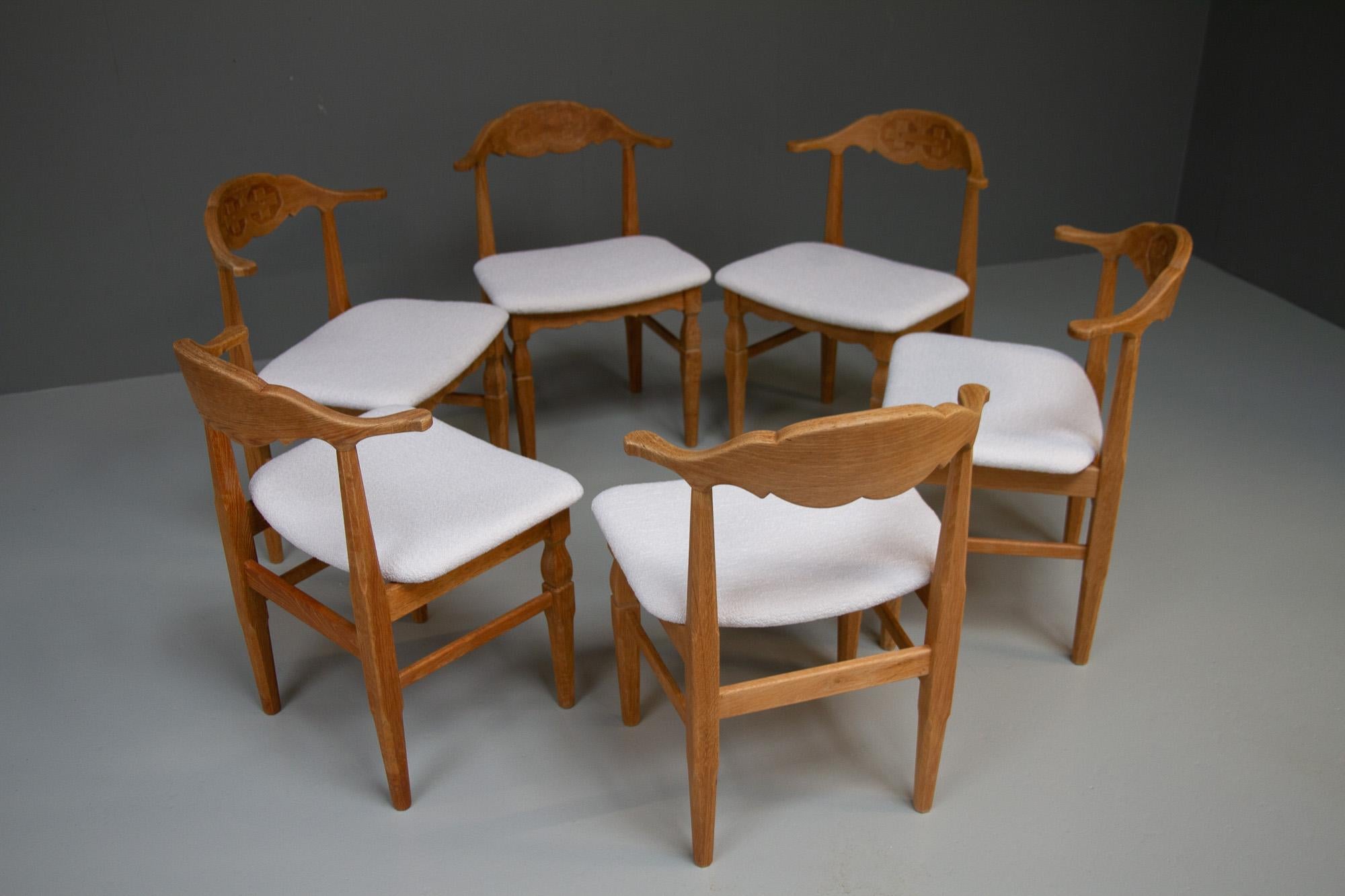 Vintage Danish Chairs in Oak and Bouclé by Henning Kjærnulf 1960s, Set of 6 8