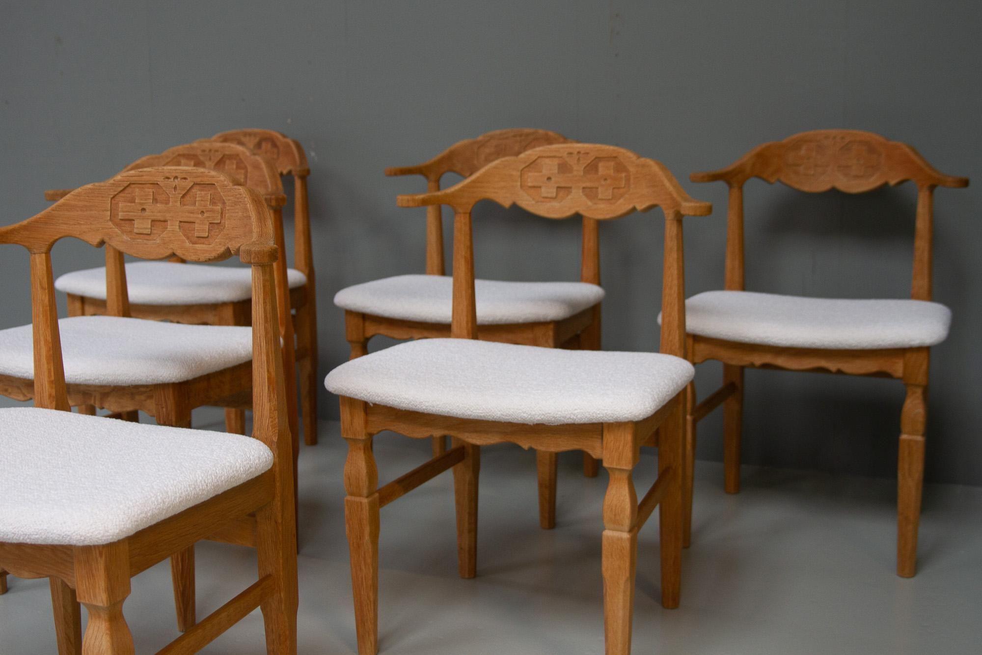 Vintage Danish Chairs in Oak and Bouclé by Henning Kjærnulf 1960s, Set of 6 3