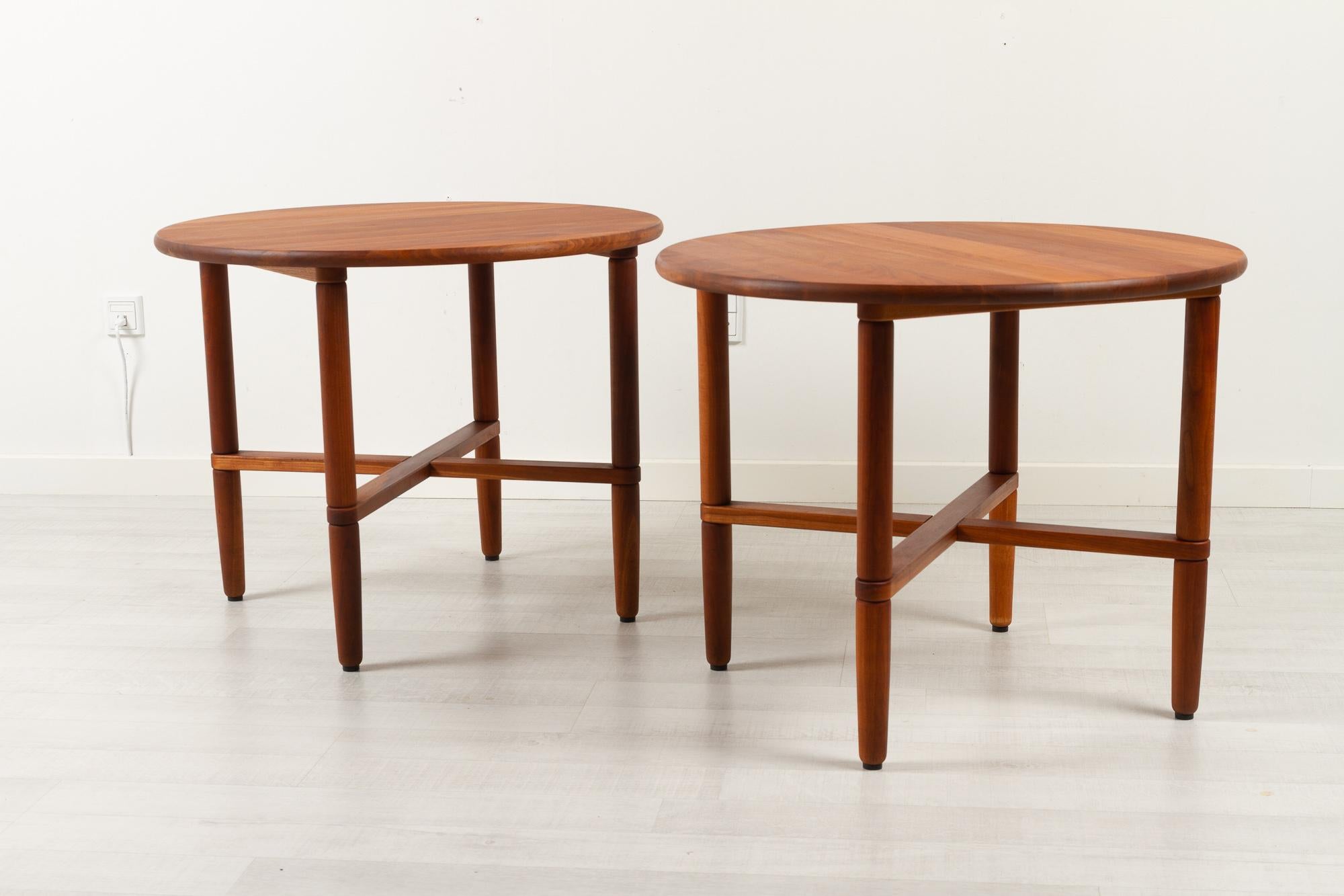 Scandinavian Modern Vintage Danish Cherry Side Tables by Haslev Møbelsnedkeri, 1990s, Set of 2 For Sale