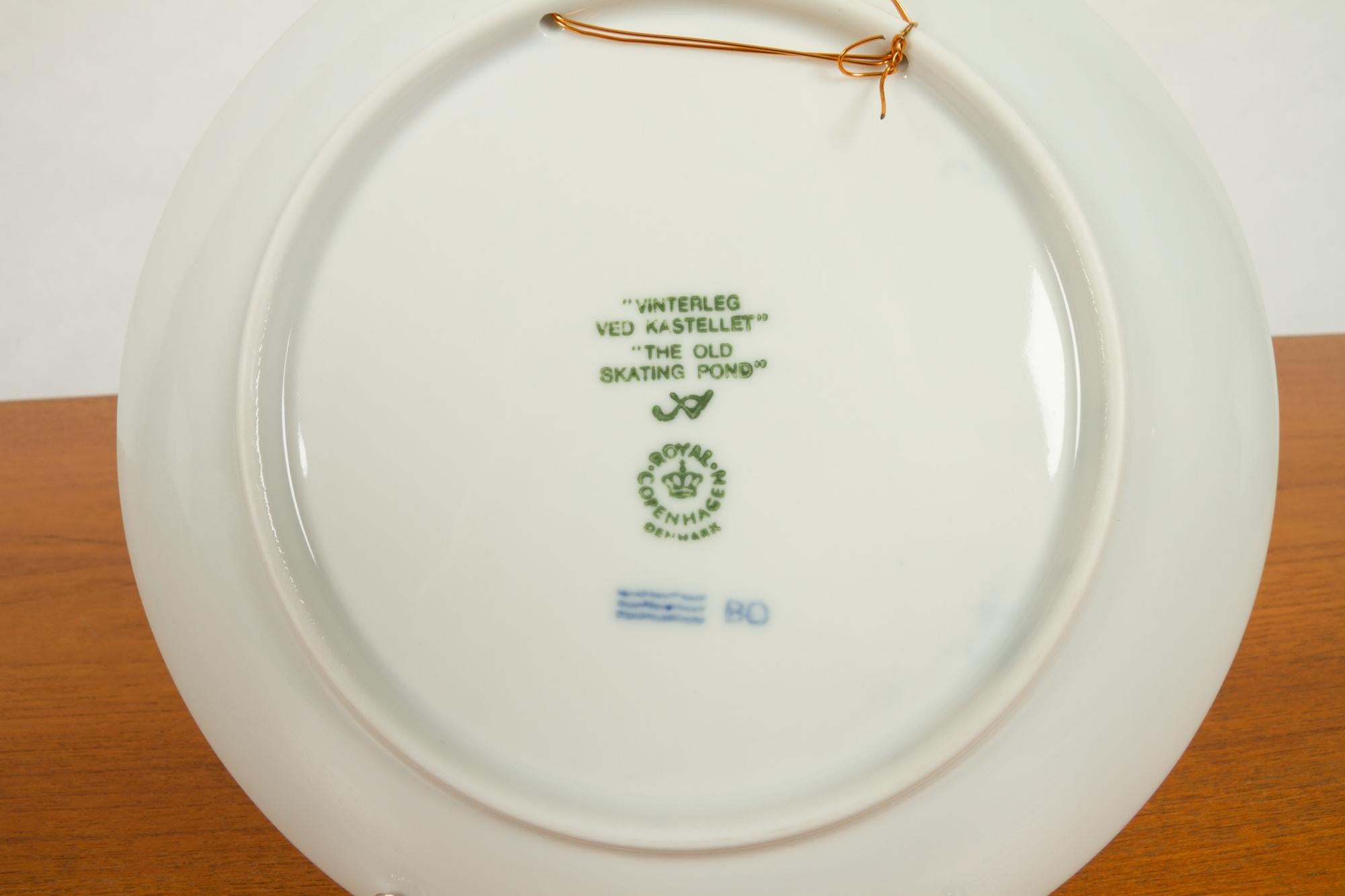 Vintage Danish Christmas Plates, Set of 10 In Good Condition In Asaa, DK