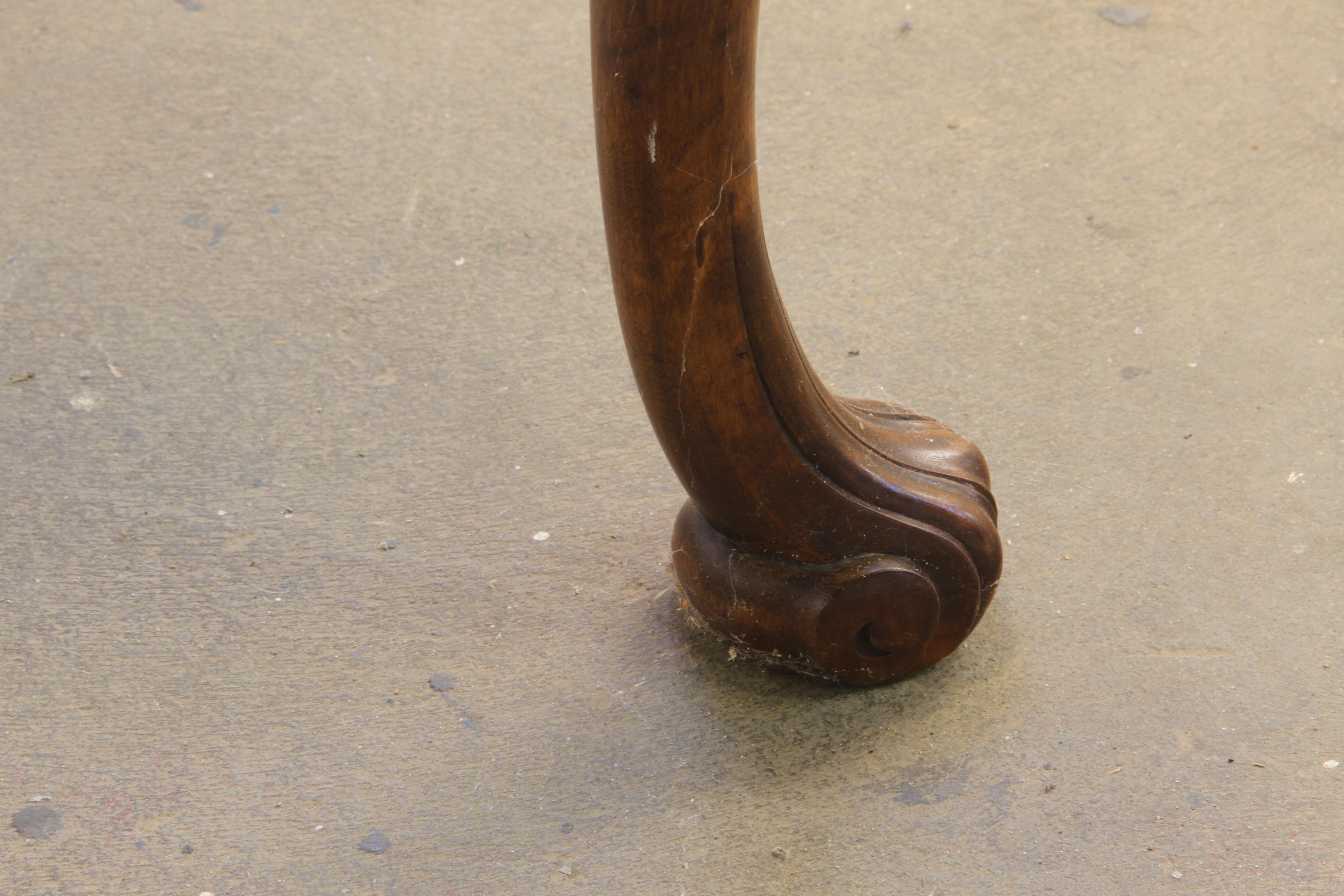 Table basse danoise vintage, design des années 1920 en vente 4