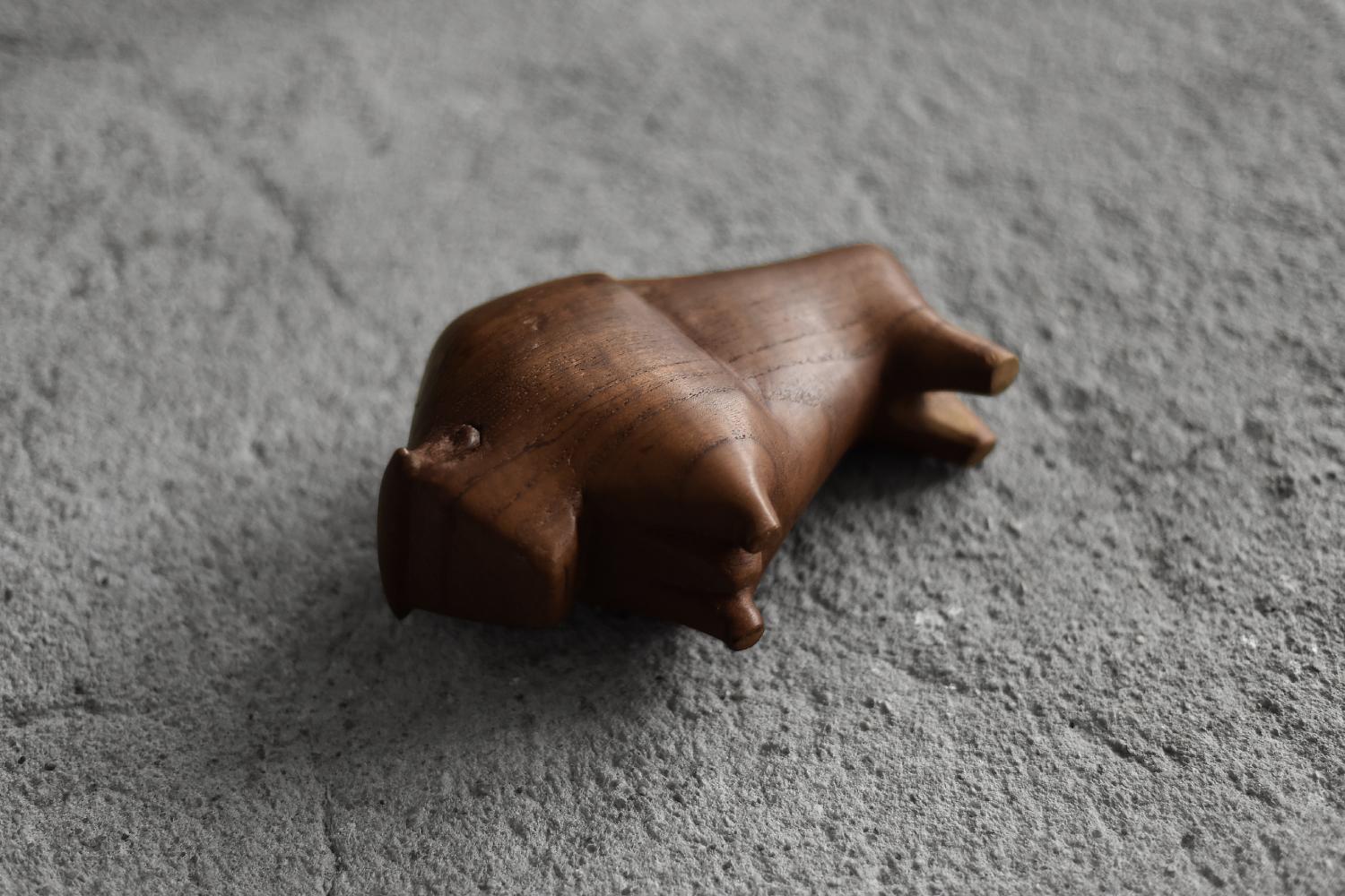 Vintage Danish Dark Teak Bison Figurine, 1960s in vendita 2