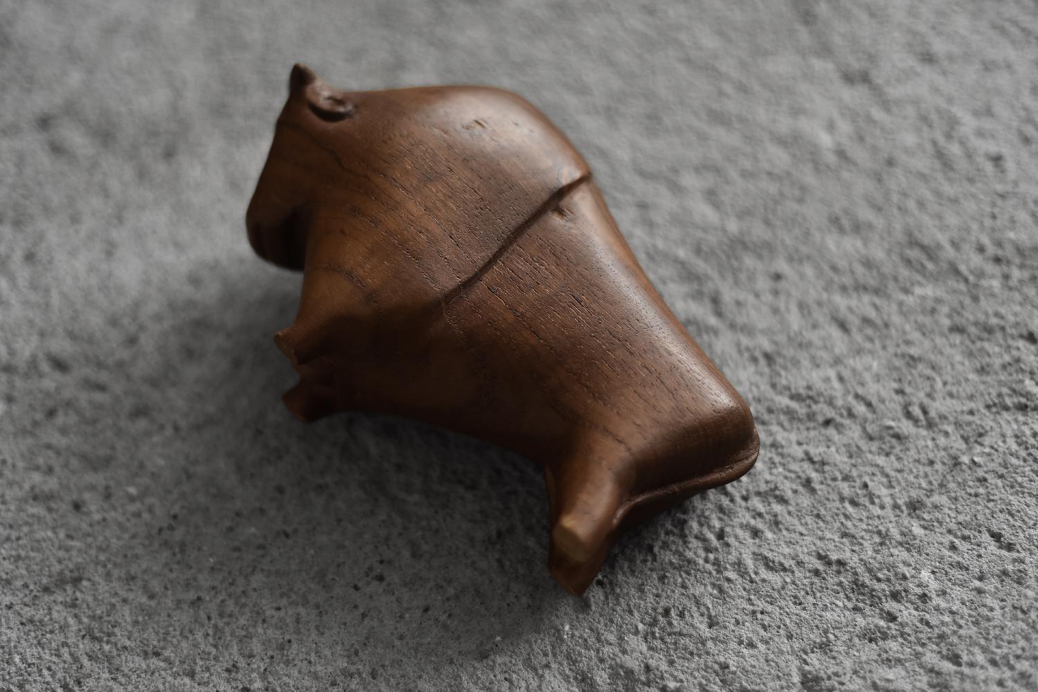 Vintage Danish Dark Teak Bison Figurine, 1960s in vendita 3