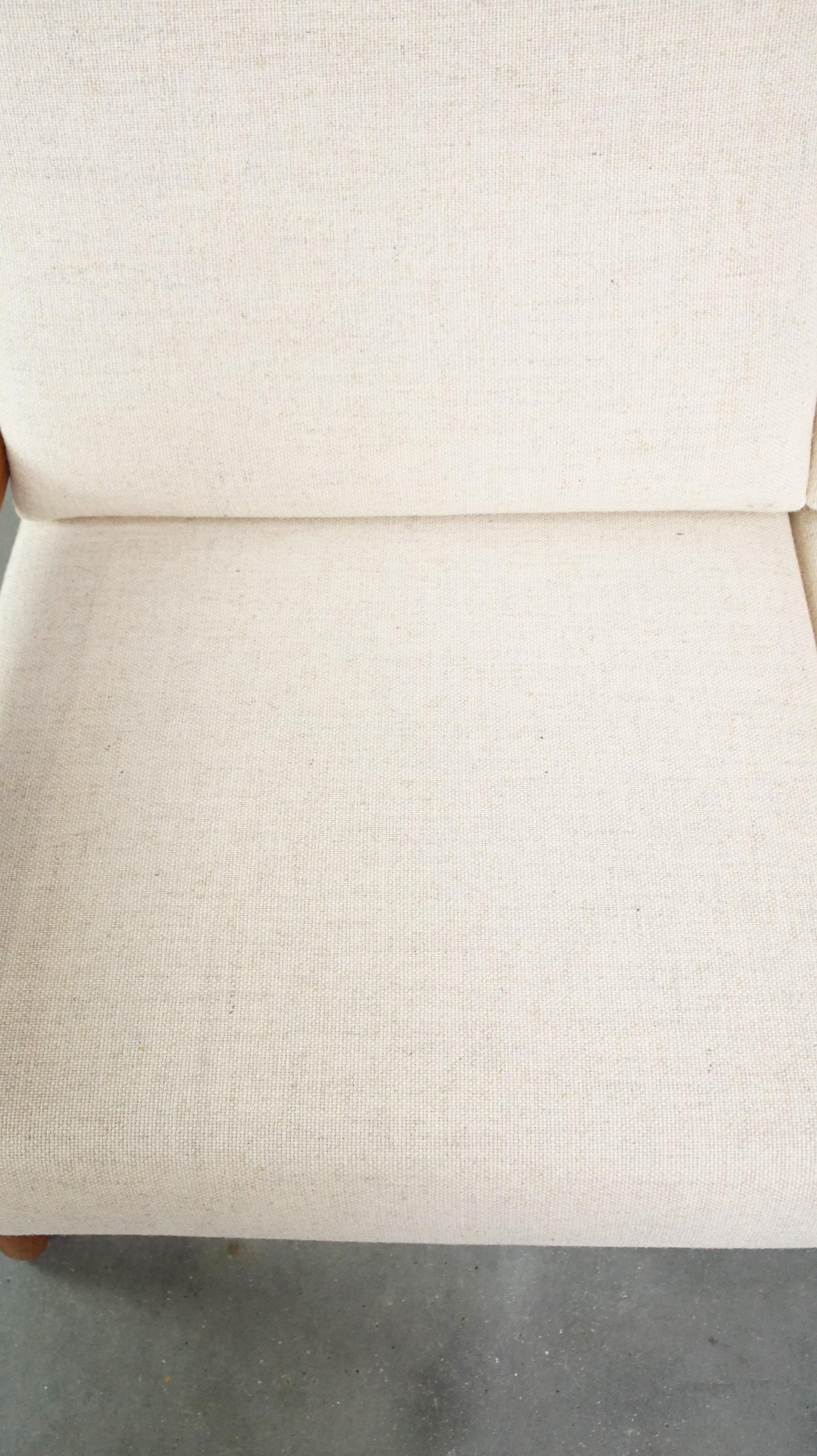 2-Sitzer-Sofa im dänischen Design aus den 1960er Jahren von Arne Wahl für Komfort (Mitte des 20. Jahrhunderts) im Angebot