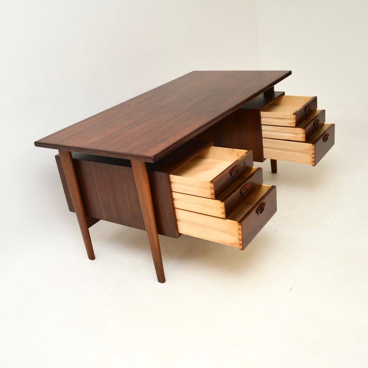 Vintage Danish Desk by Kai Kristiansen In Good Condition In London, GB