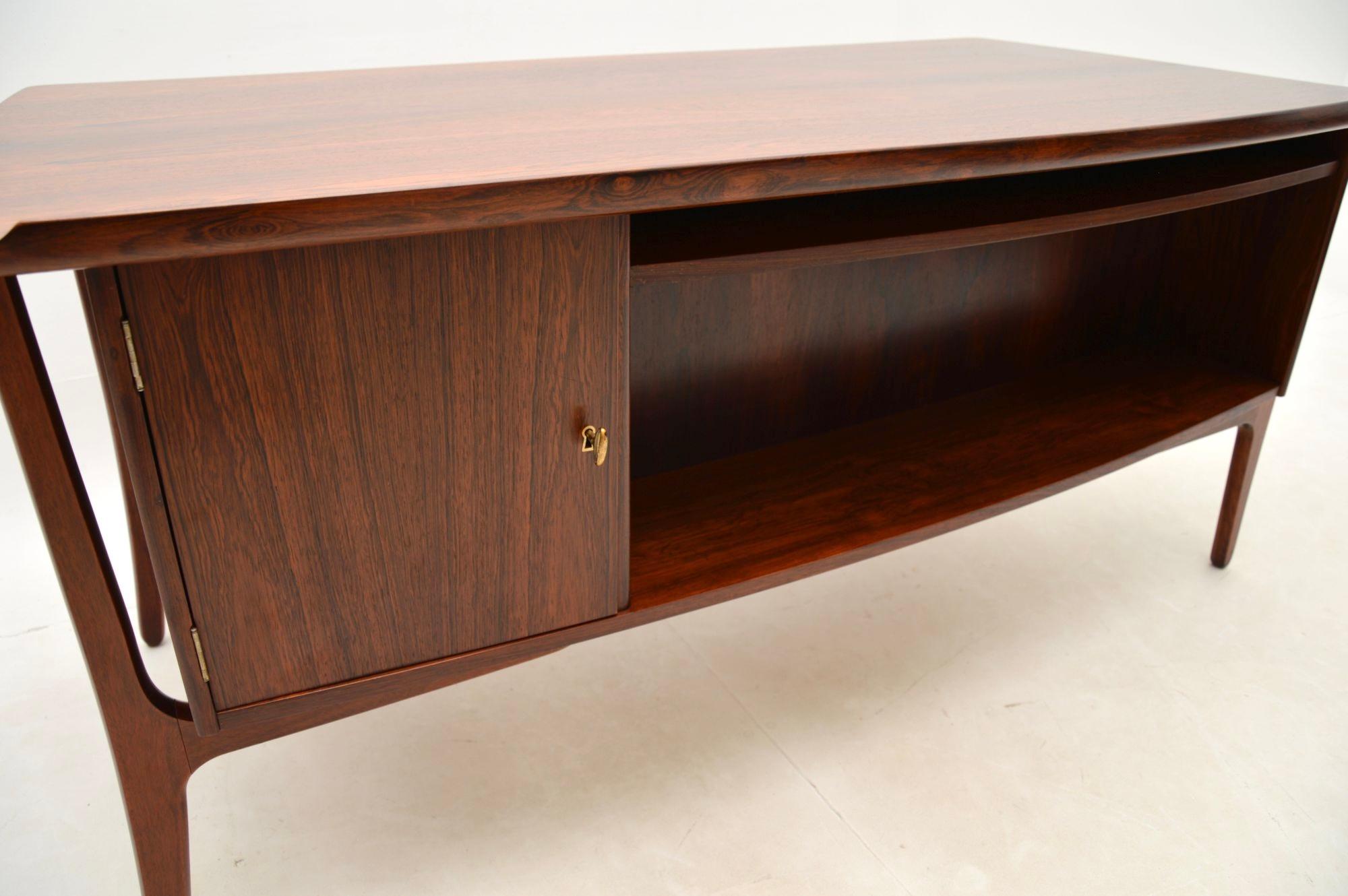 Vintage Danish Desk by Svend Aage Madsen for HP Hansen 5