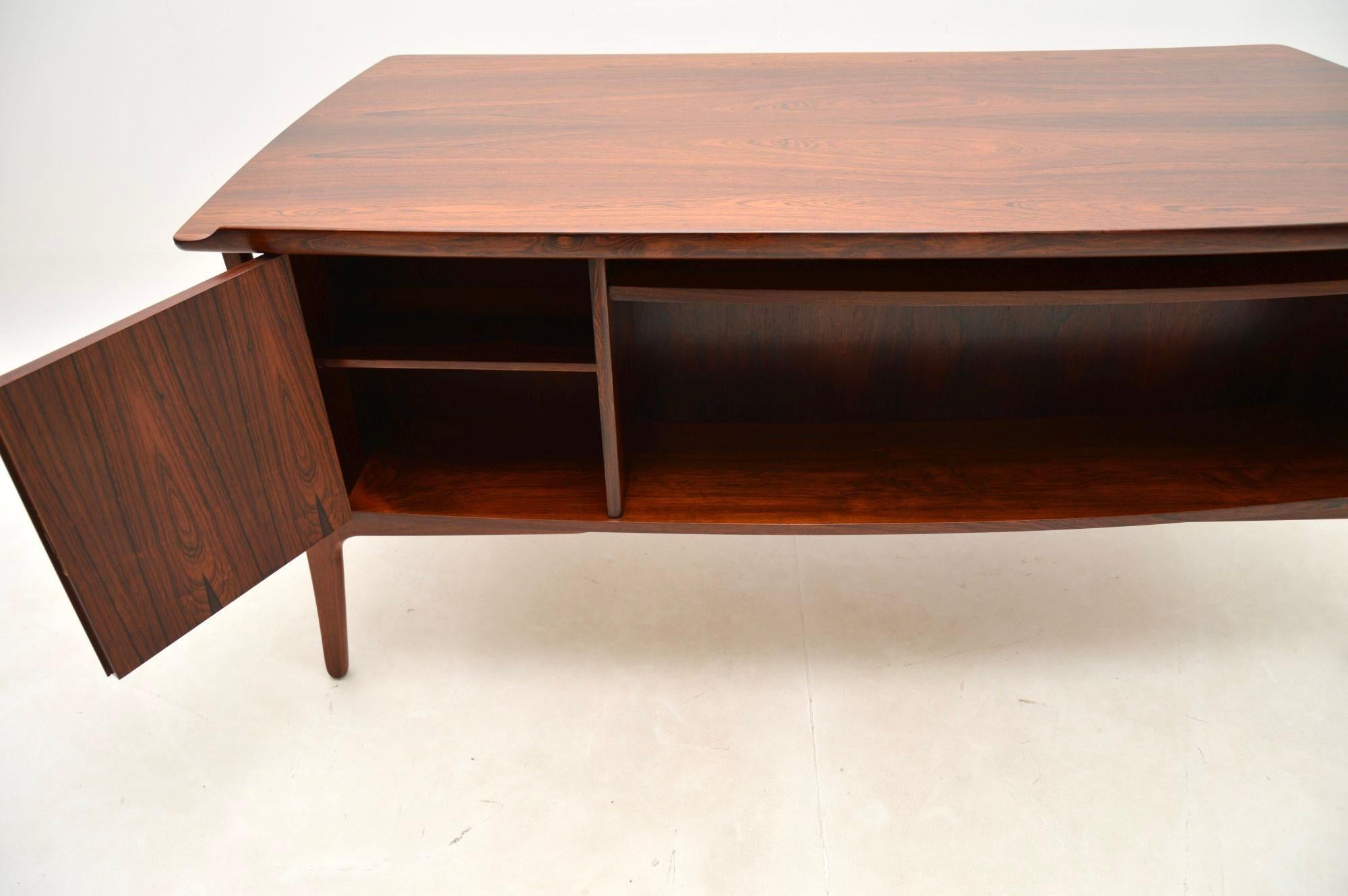 Vintage Danish Desk by Svend Aage Madsen for HP Hansen 6