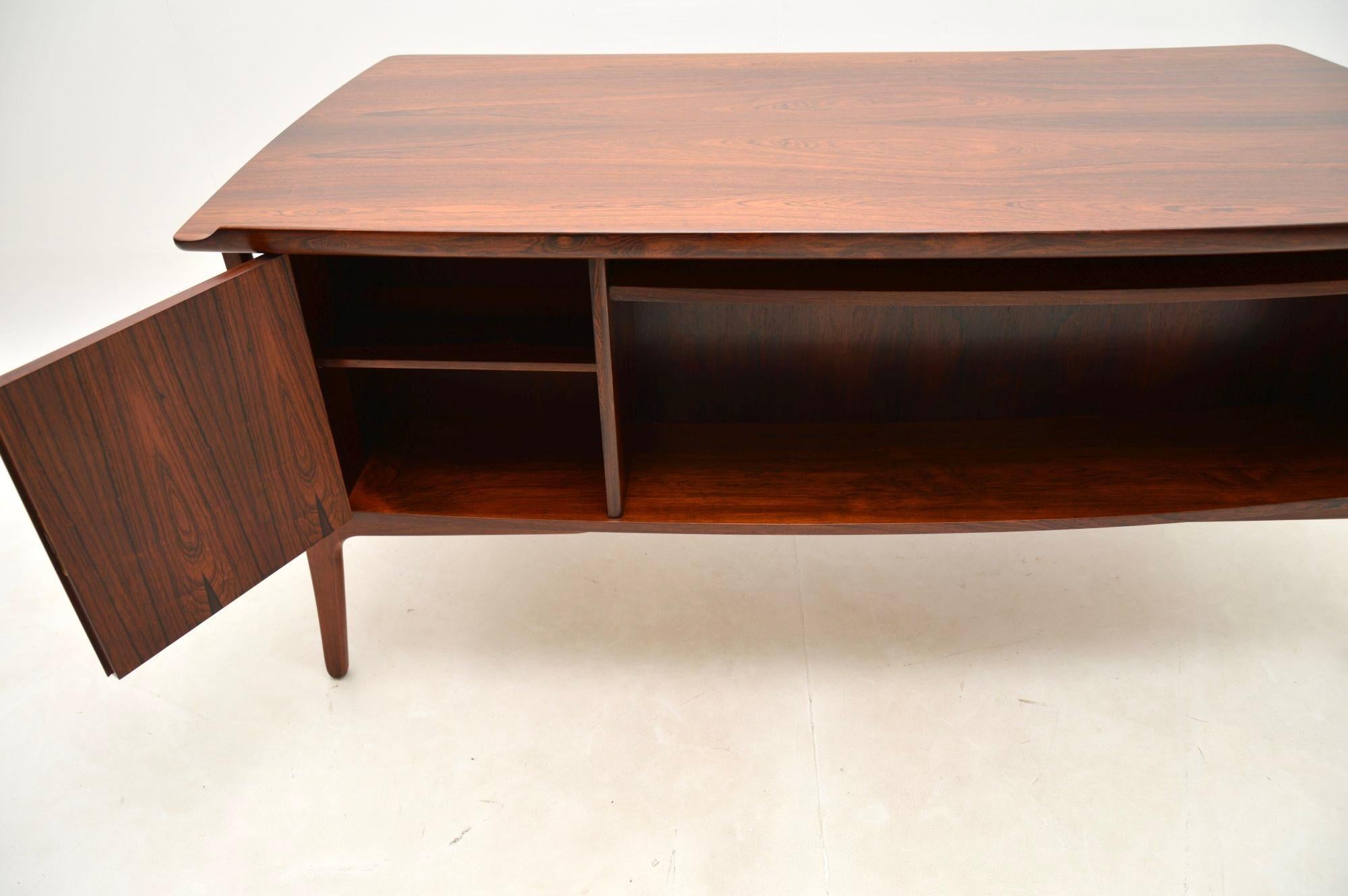 Vintage Danish Desk by Svend Aage Madsen for HP Hansen For Sale 2