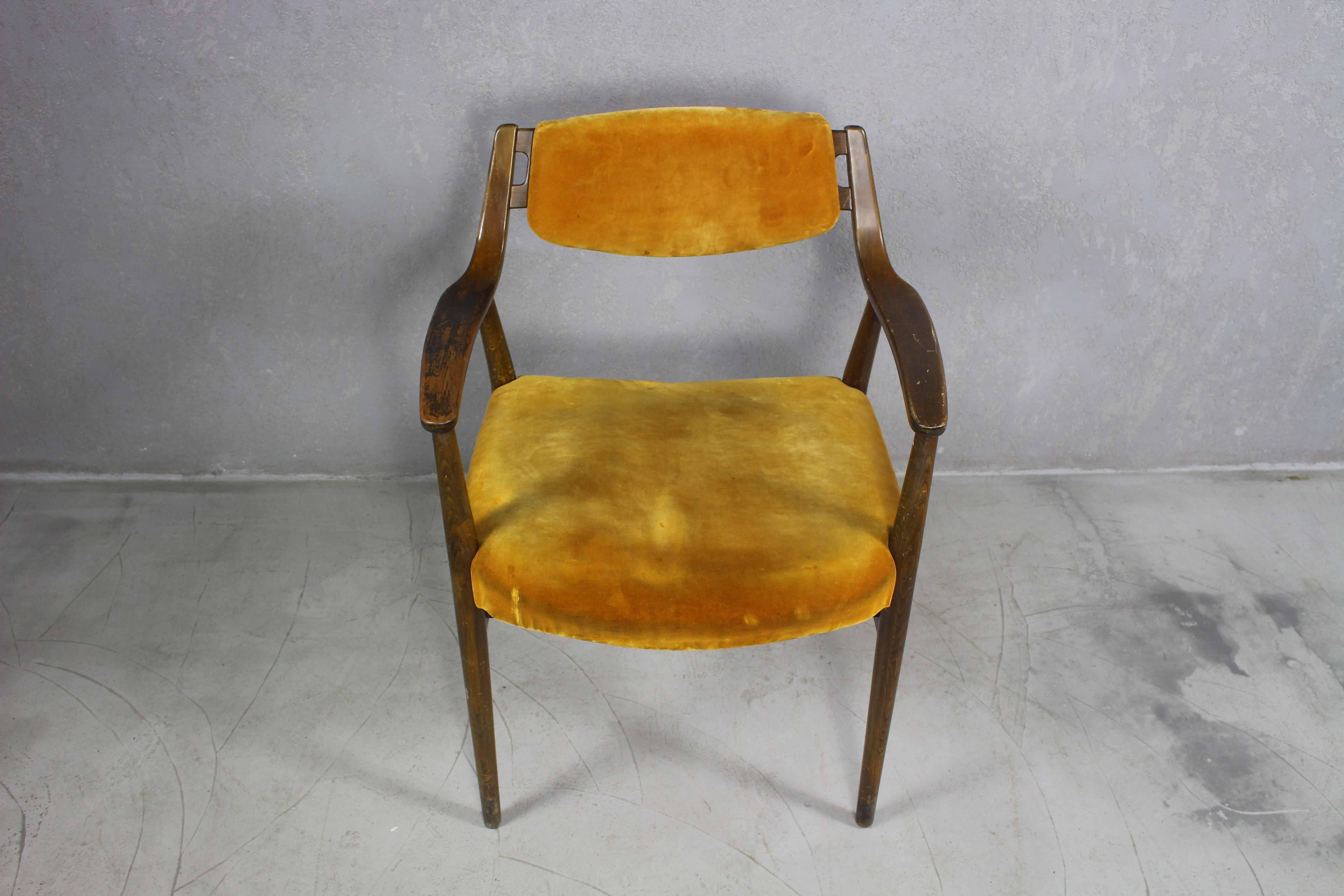 Vintage Danish Desk Chair, 1960s In Fair Condition For Sale In ŚWINOUJŚCIE, 32