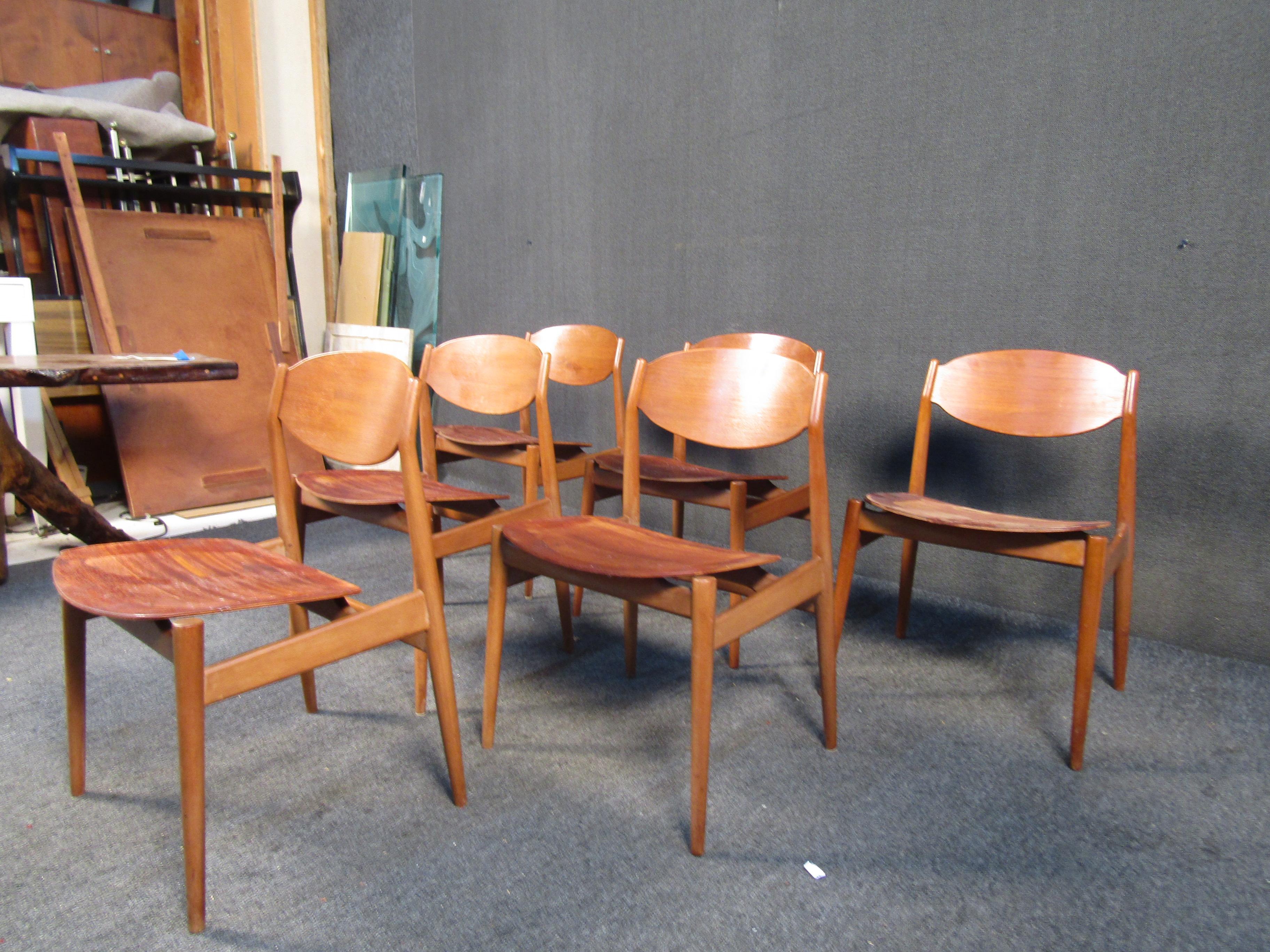 Vintage Danish Dining Chairs In Good Condition In Brooklyn, NY