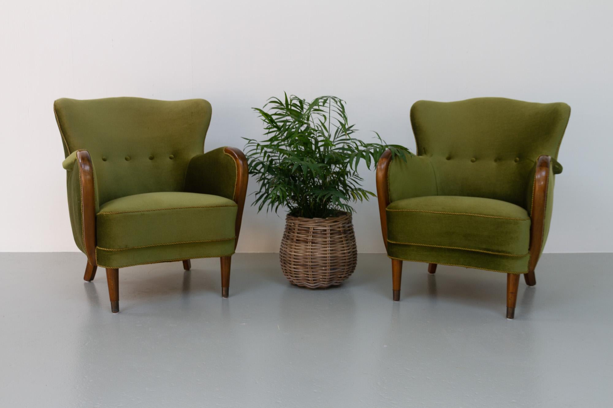 Vintage Danish Emerald Green Velvet Art Deco Lounge Chairs, 1940s, Set of 2 12