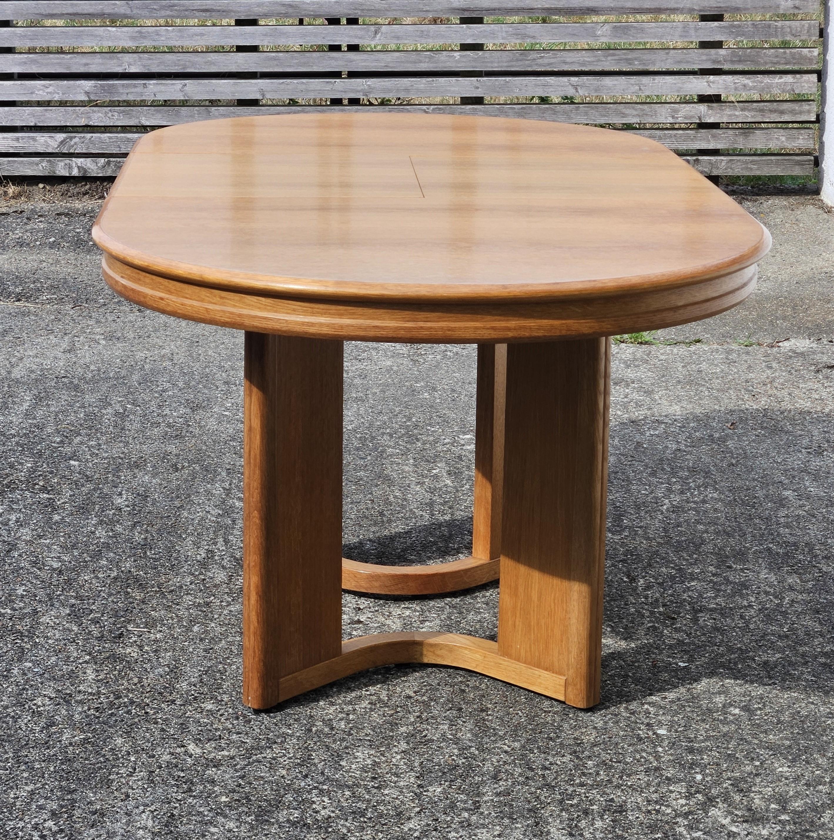 Vintage Danish extendable Dining Table-Postmodern Dining Table - 80s For Sale 1