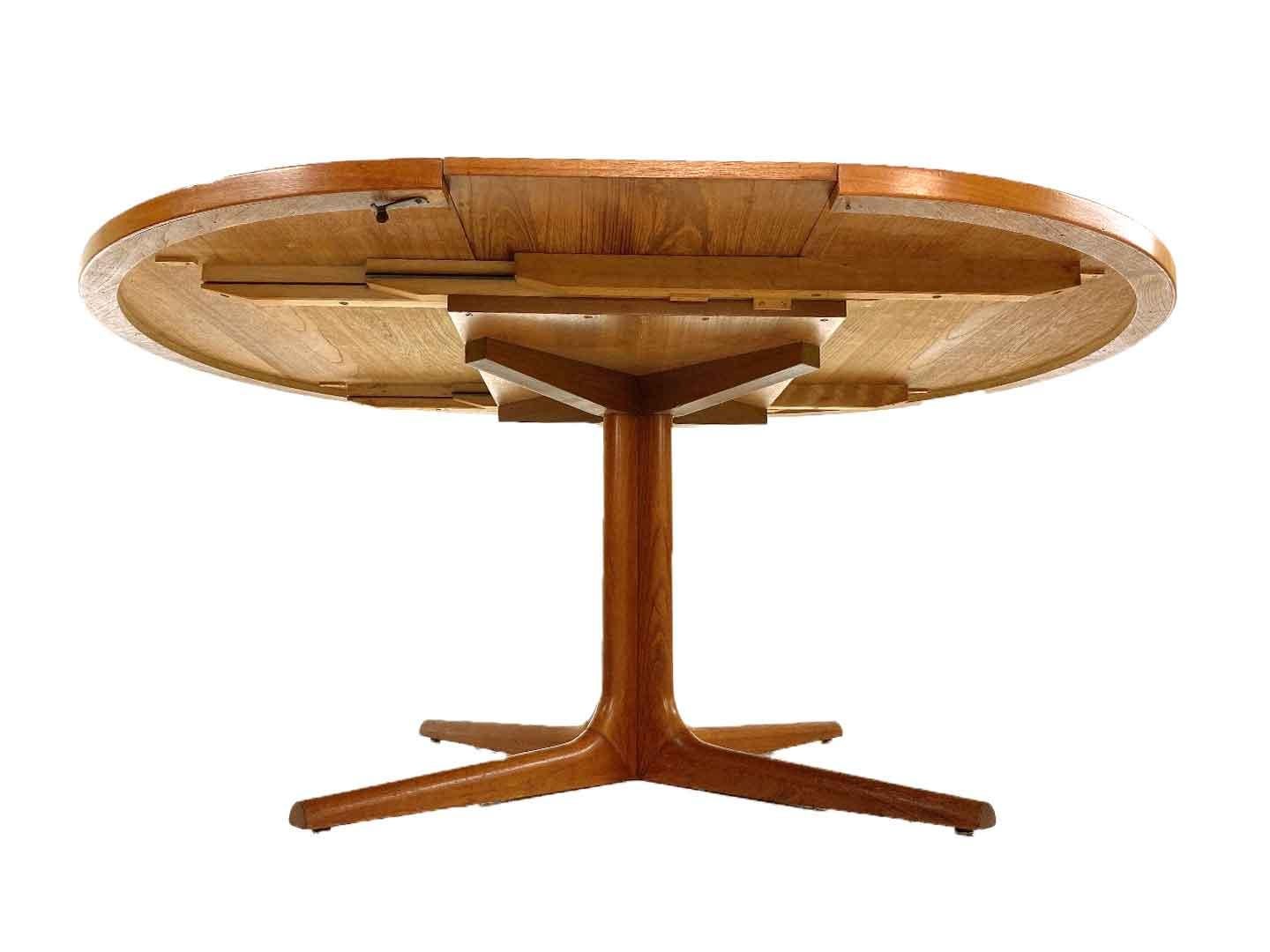 Vintage Danish Extendable Round Dining Table by Gudme Møbelfabrik, 1960s 4