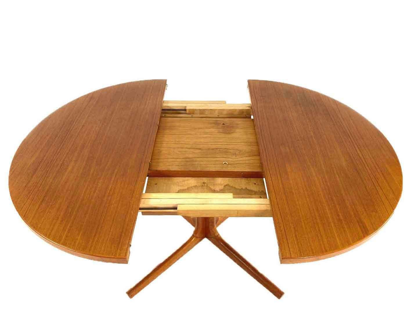 Teak Vintage Danish Extendable Round Dining Table by Gudme Møbelfabrik, 1960s