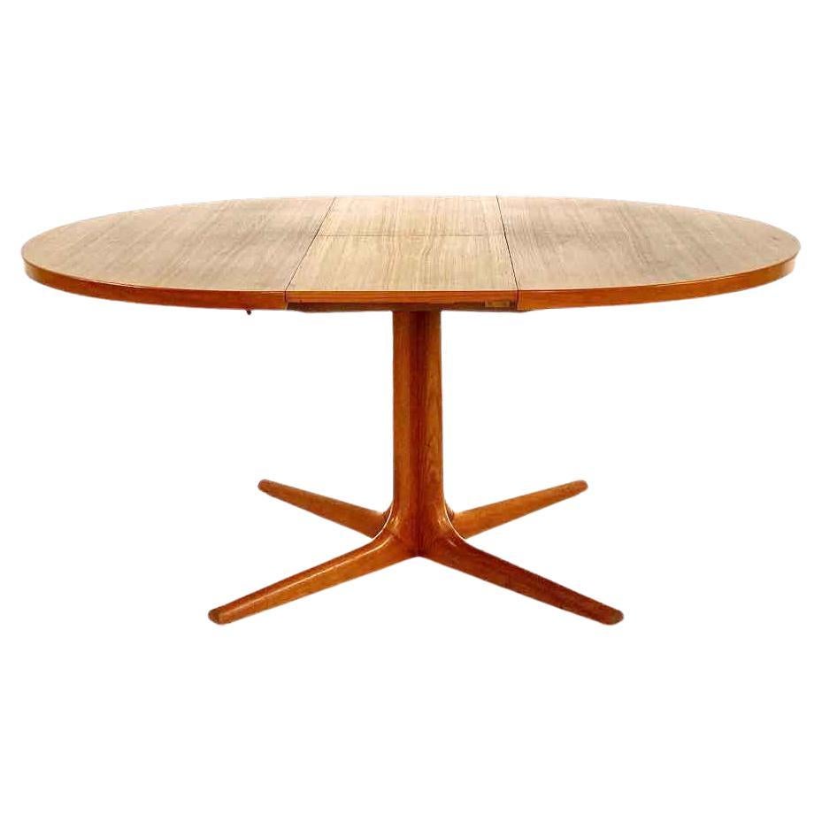 Vintage Danish Extendable Round Dining Table by Gudme Møbelfabrik, 1960s