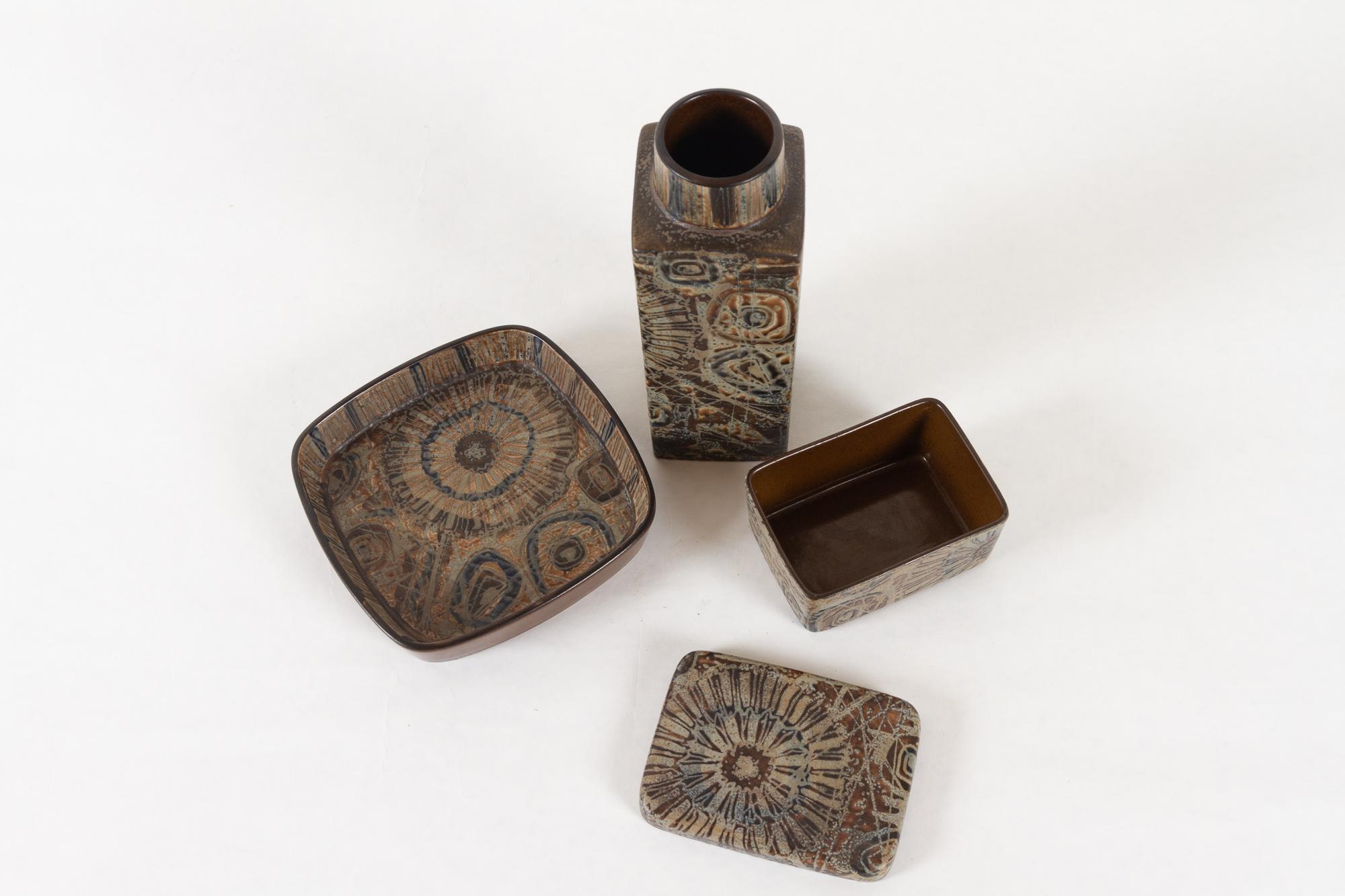 Dänische Fayance Baca-Vase und -Schalen von Nils Thorsson, 1970er Jahre im Angebot 1