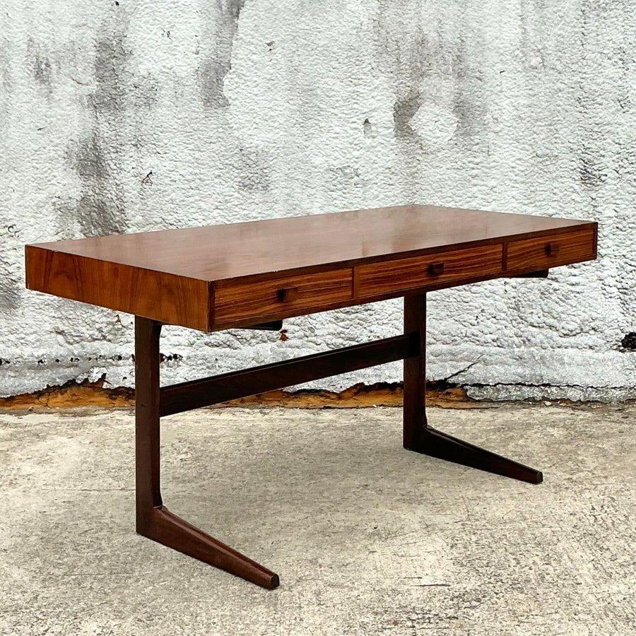 Vintage Danish Georg Petersens Cantilevered Rosewood Desk In Good Condition For Sale In west palm beach, FL