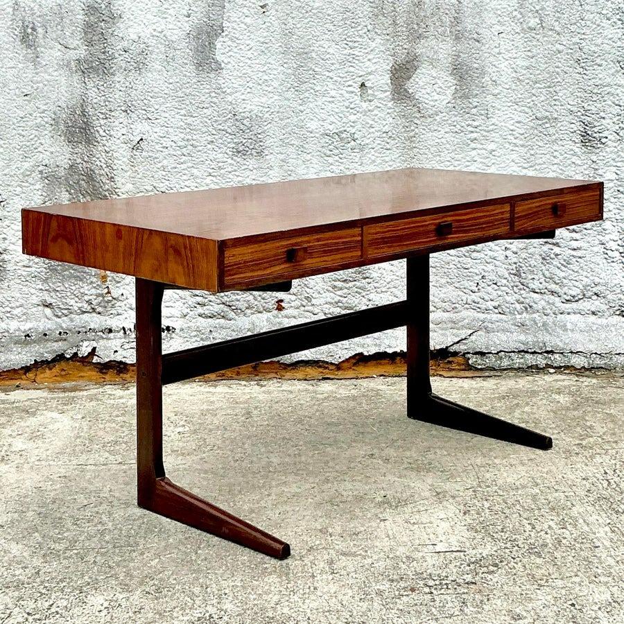Vintage Danish Georg Petersens Cantilevered Rosewood Desk For Sale 4