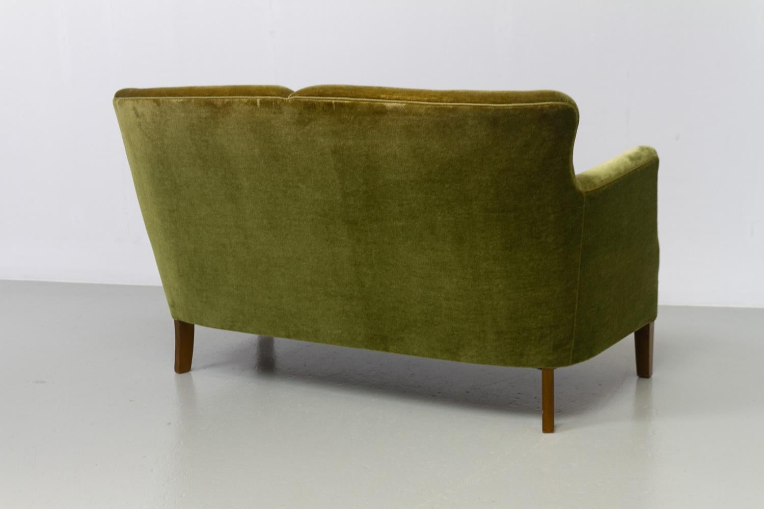 Vintage Danish Green Velvet Sofa, 1940s. 6