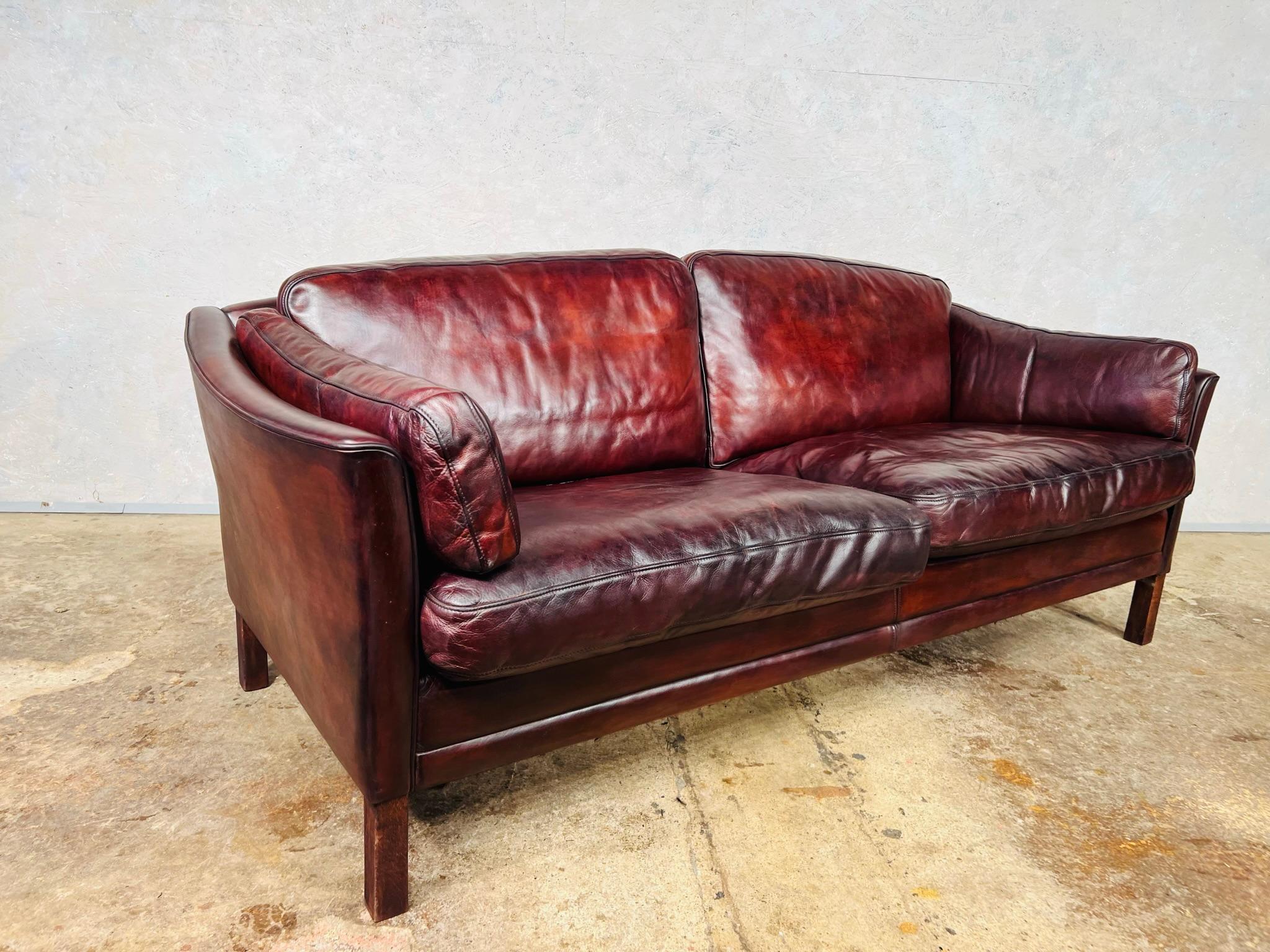 Vintage Danish Hans Mogensen 70 Patinated Chestnut 2.5 Seater Leather Sofa #672 5