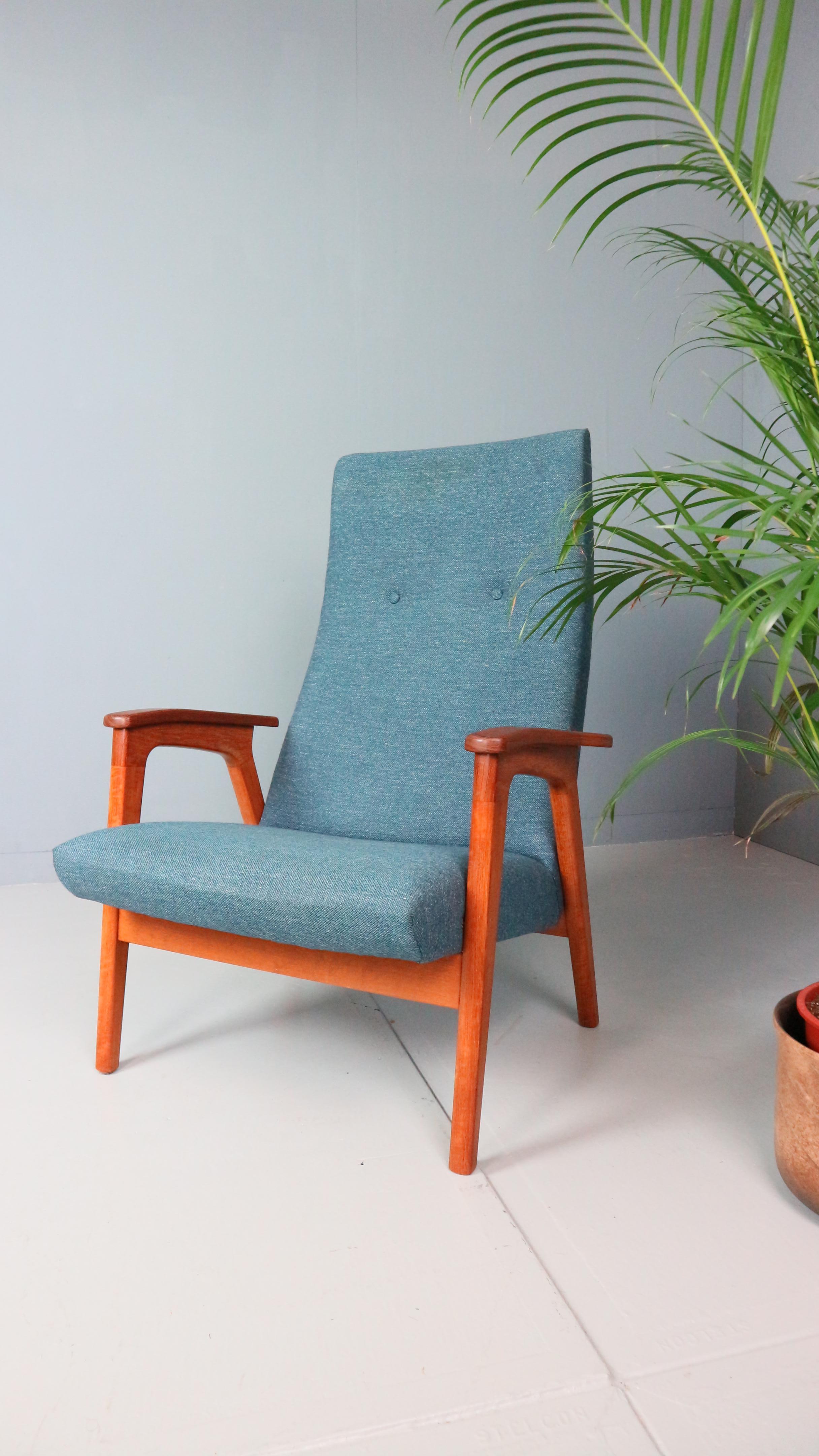 Dänischer Vintage-Sessel mit hoher Rückenlehne aus Teakholz und Wolle 1960er Jahre 1